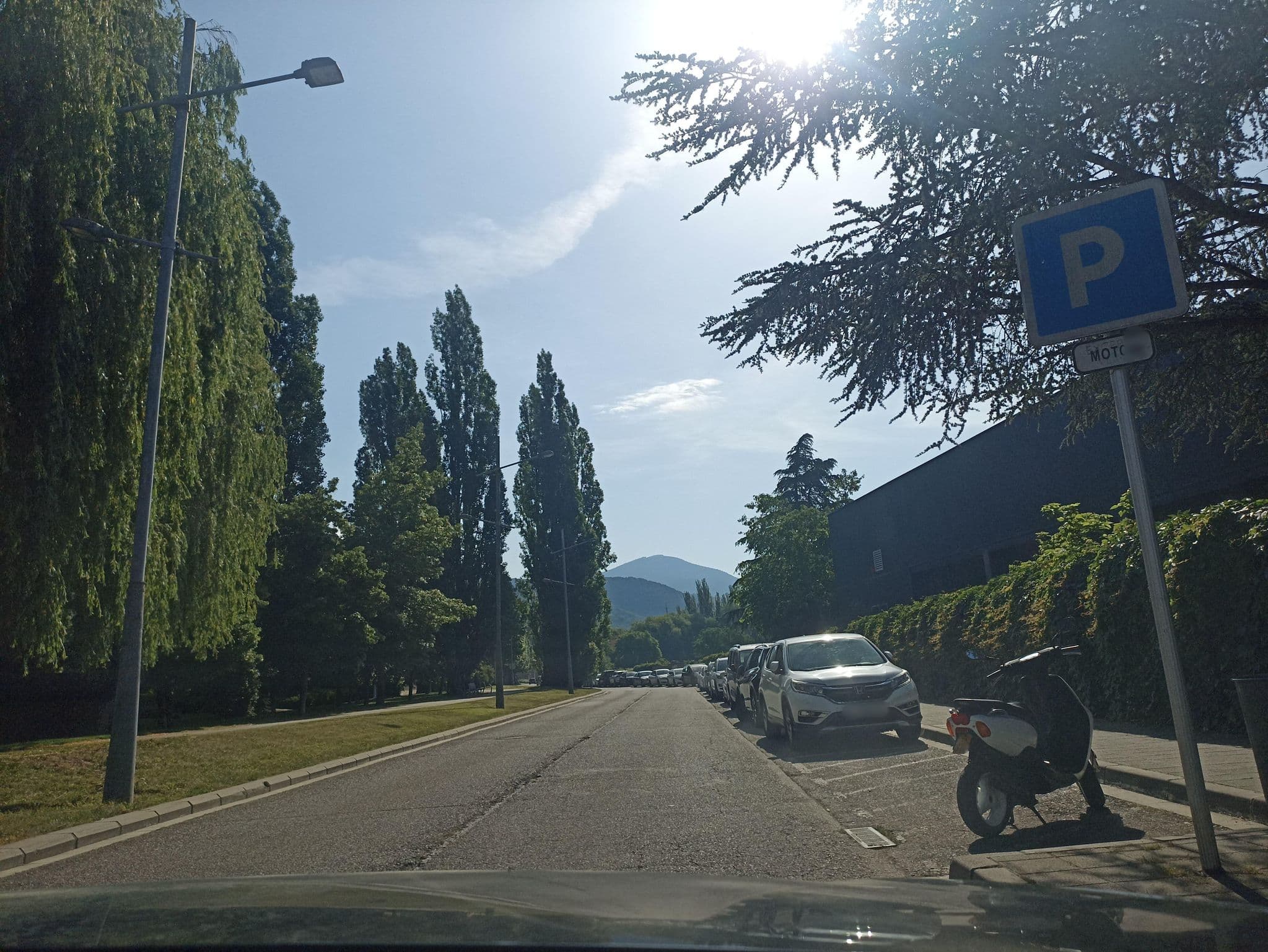 Street view near Castell Ciutat Hotel Lleida, La Seu d'Urgell — © toniserra (CC BY-SA · Mapillary)