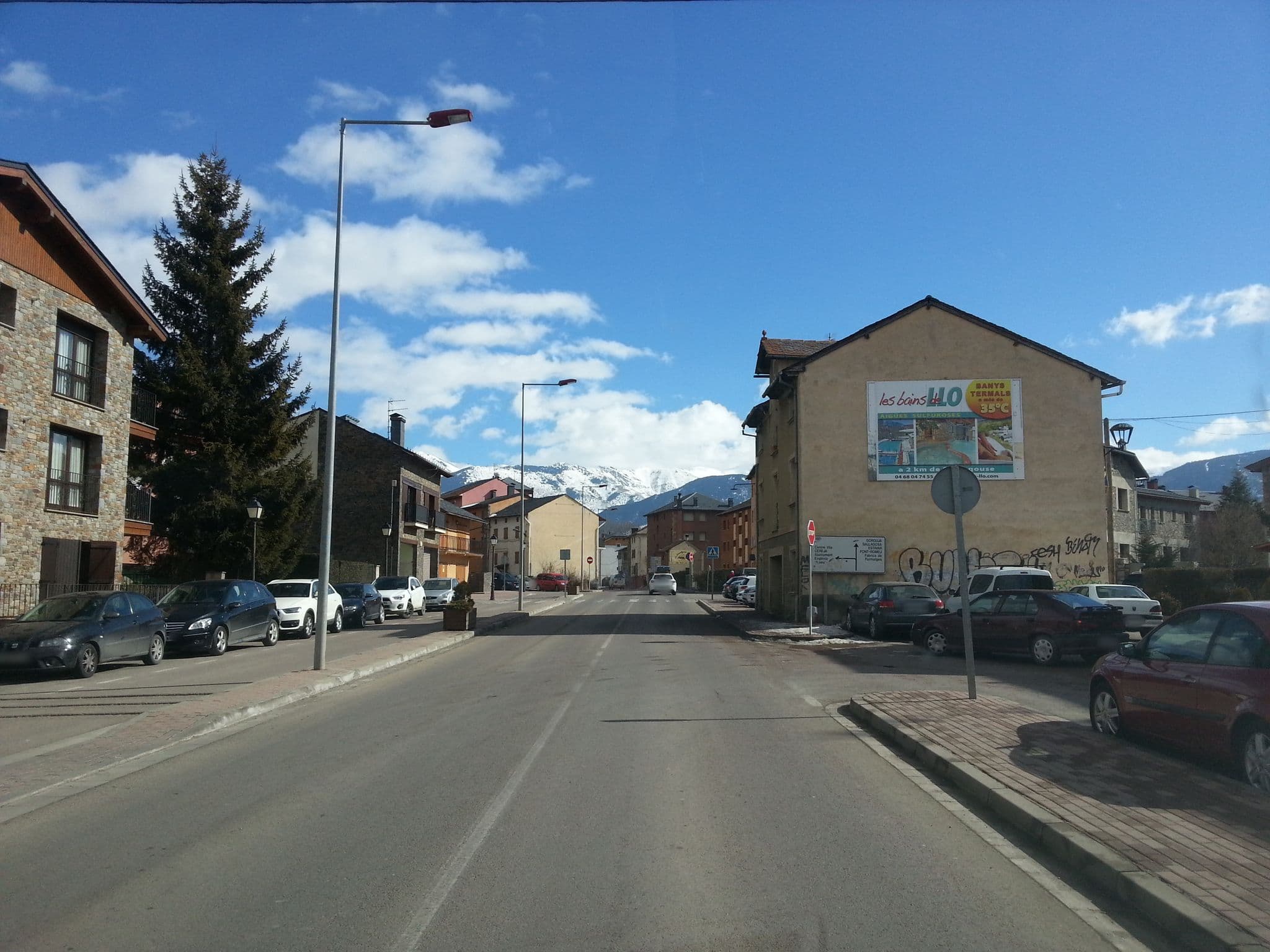 Street view near Apartaments Sol Solet, Llívia — © paulinus (CC BY-SA · Mapillary)