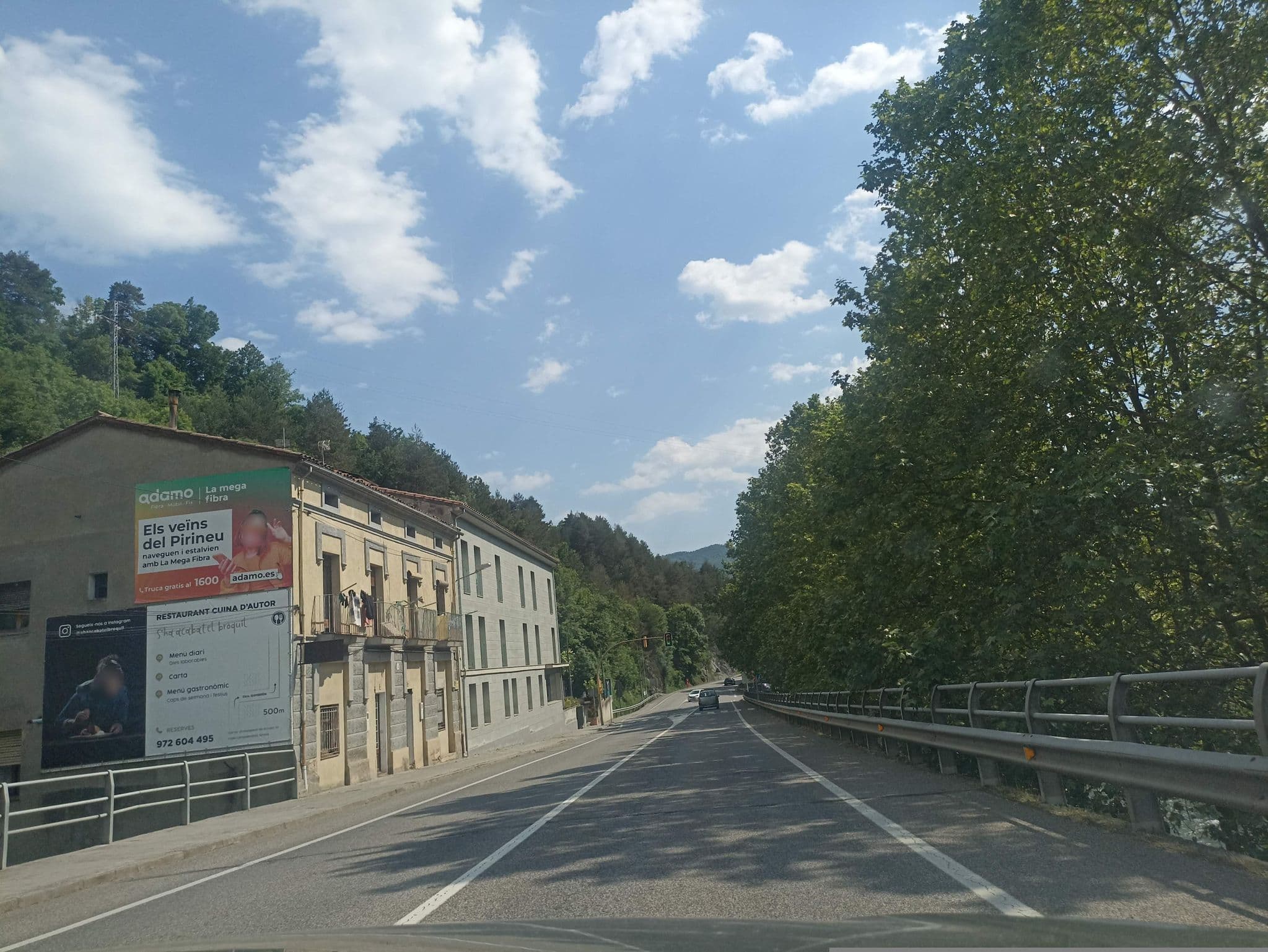Street view near Finca Cal Tarré (Allotjaments Turístics), Campdevànol — © toniserra (CC BY-SA · Mapillary)