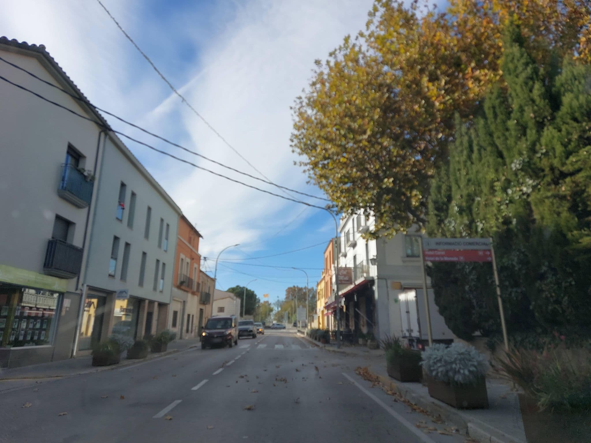 Street view near Hostal Ca L'Anton, Castelló d'Empúries — © 5rmft (CC BY-SA · Mapillary)