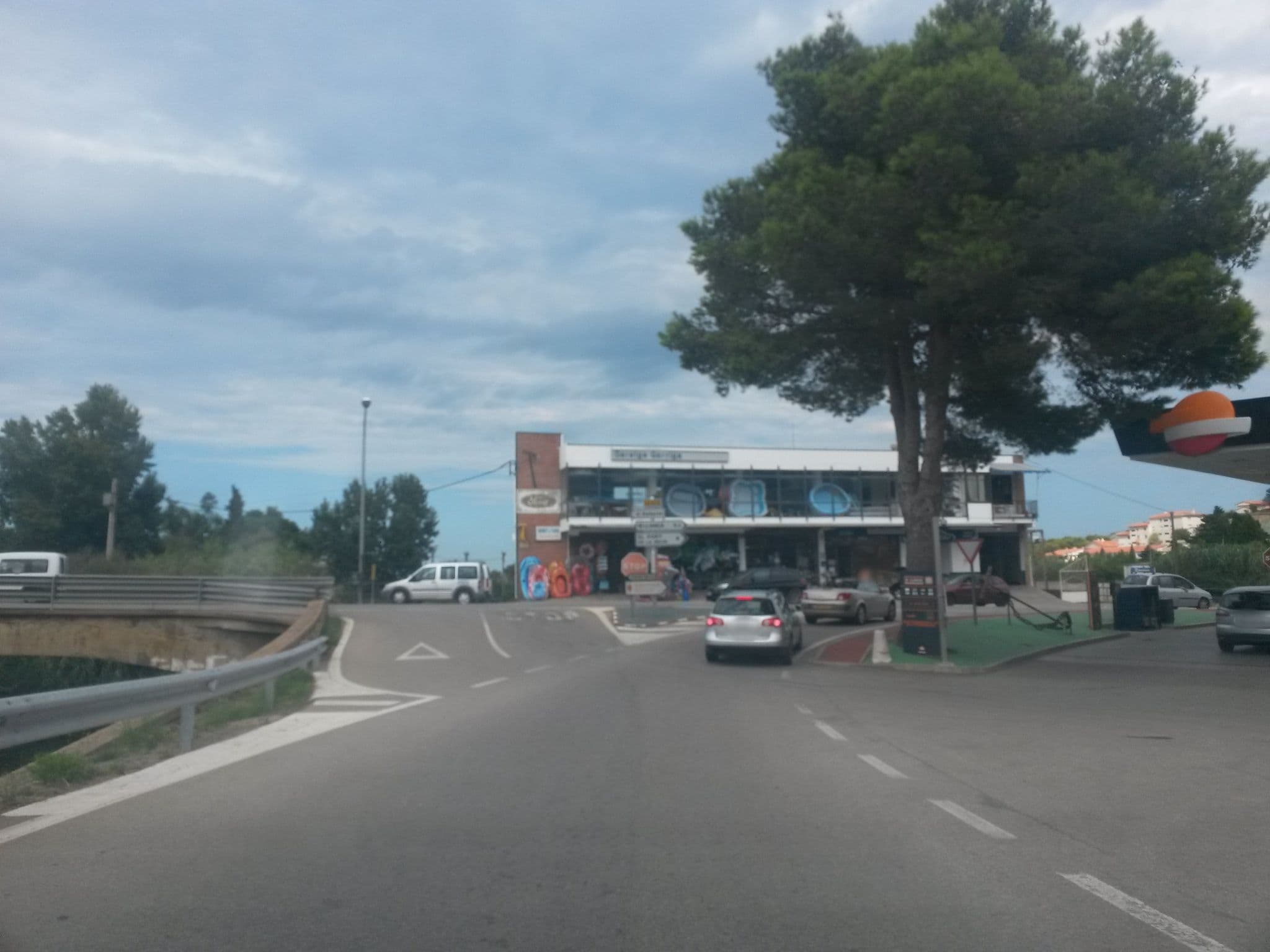 Street view near Pensio Llanca, Llançà — © xevi (CC BY-SA · Mapillary)