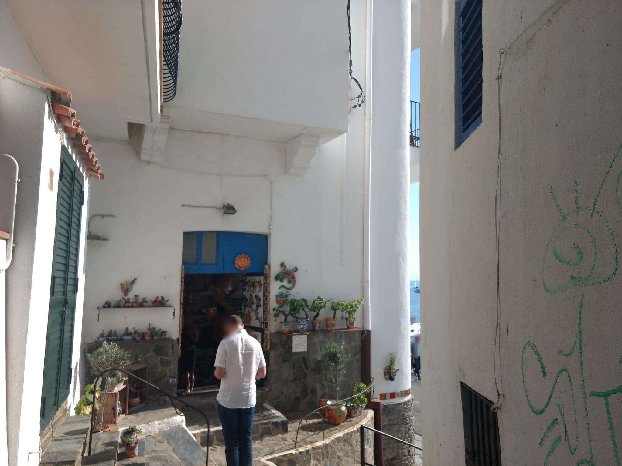 Street view near Can Set, Cadaqués — © yod4z (CC BY-SA · Mapillary)