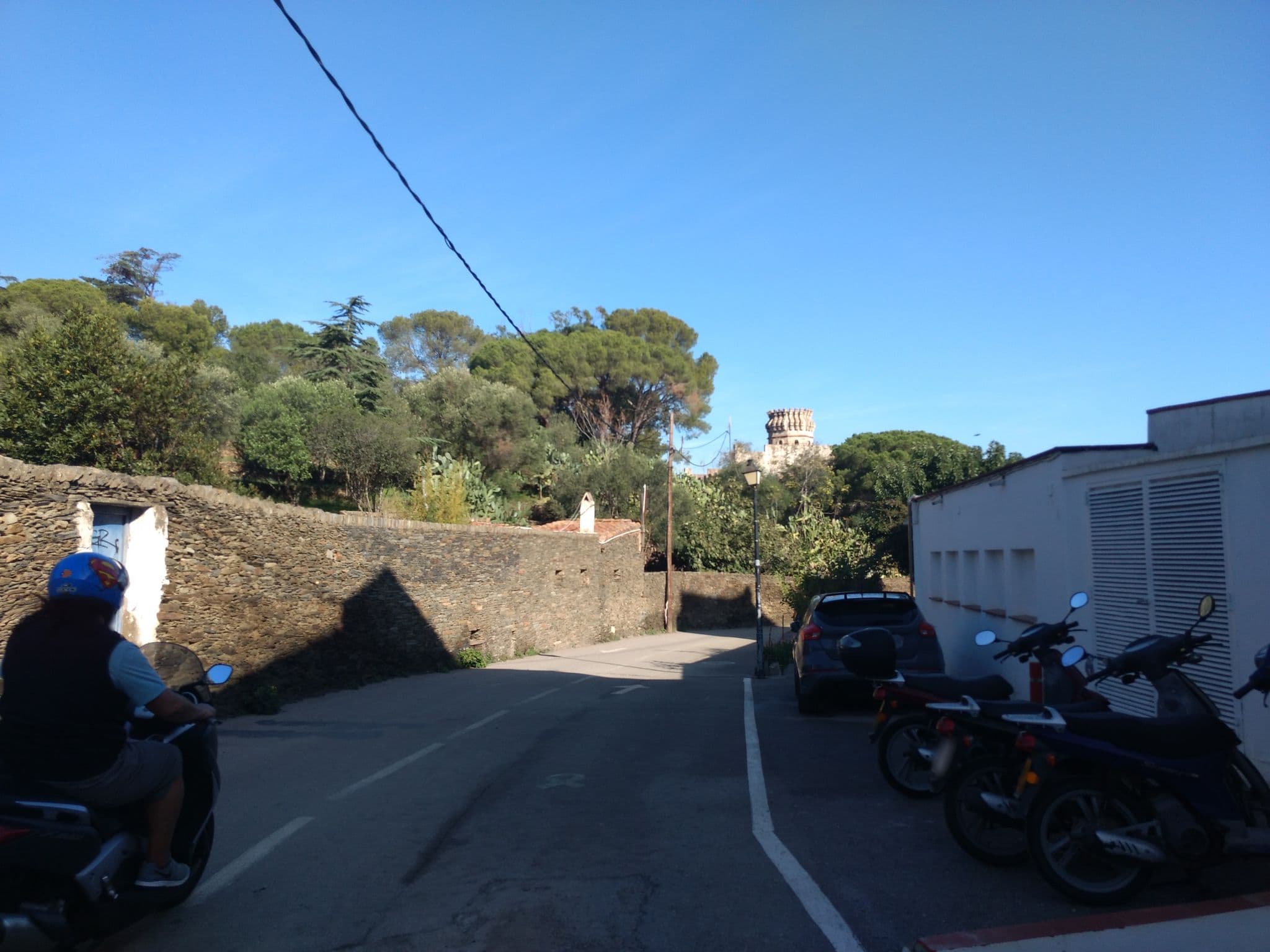 Street view near Llane Petit Hotel Cadaques, Cadaqués — © yod4z (CC BY-SA · Mapillary)