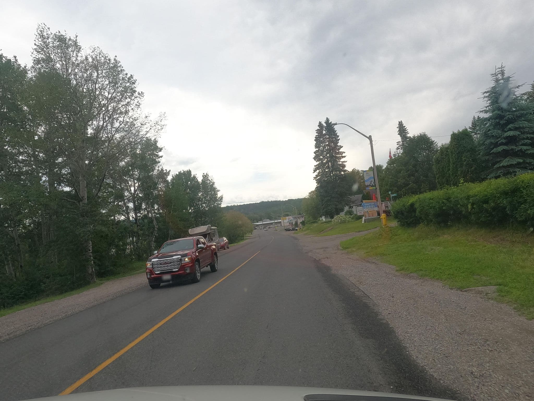 Street view near Sunnyside Cabins, Nipigon — © rps333 (CC BY-SA · Mapillary)