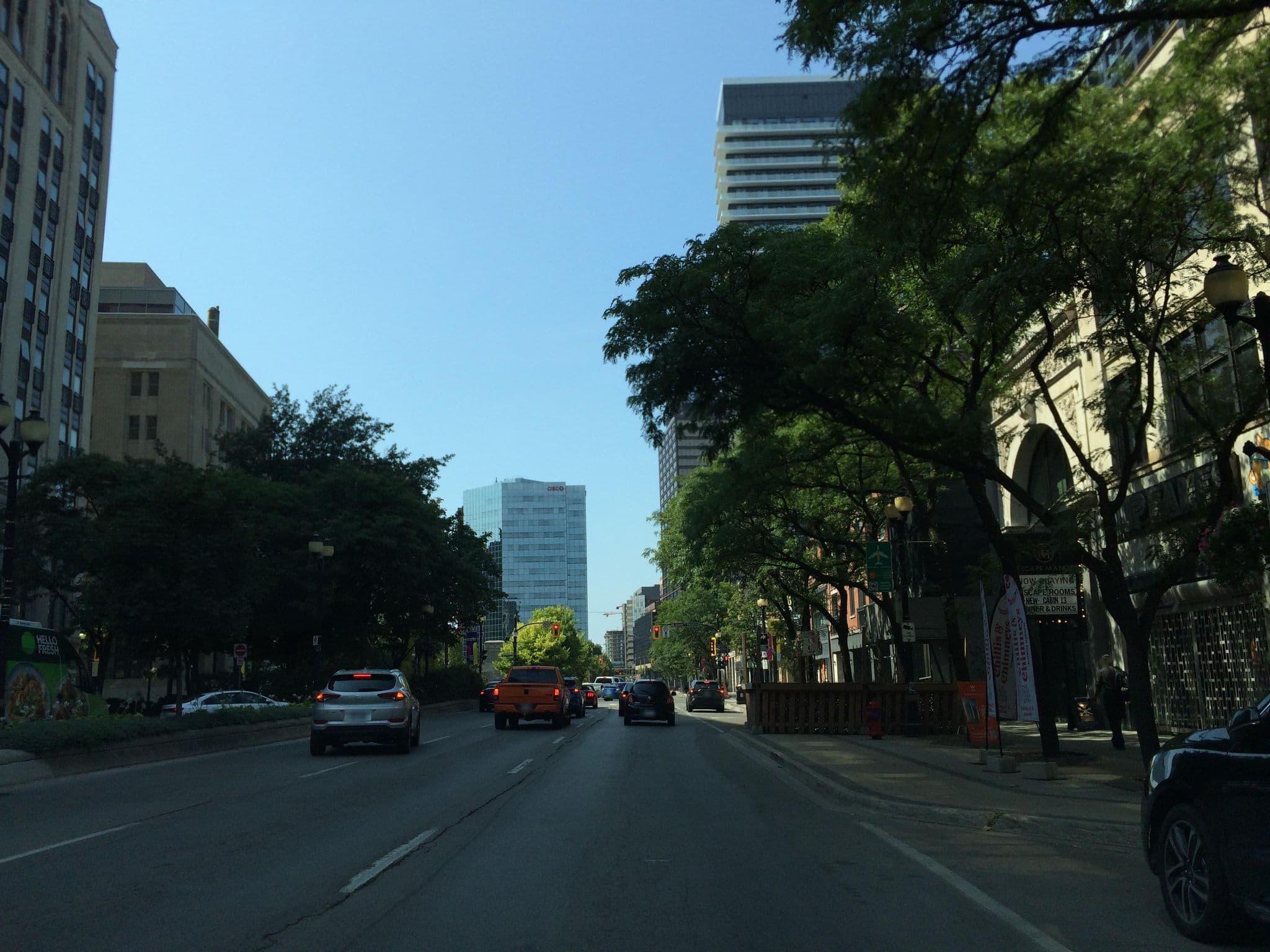 Street view near Howard Johnson, Hamilton — © privateacorn (CC BY-SA · Mapillary)