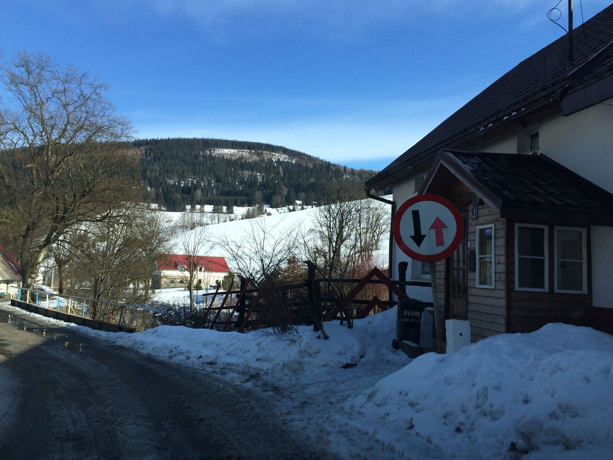 Street view near U Eli, Vápenná — © zvid (CC BY-SA · Mapillary)