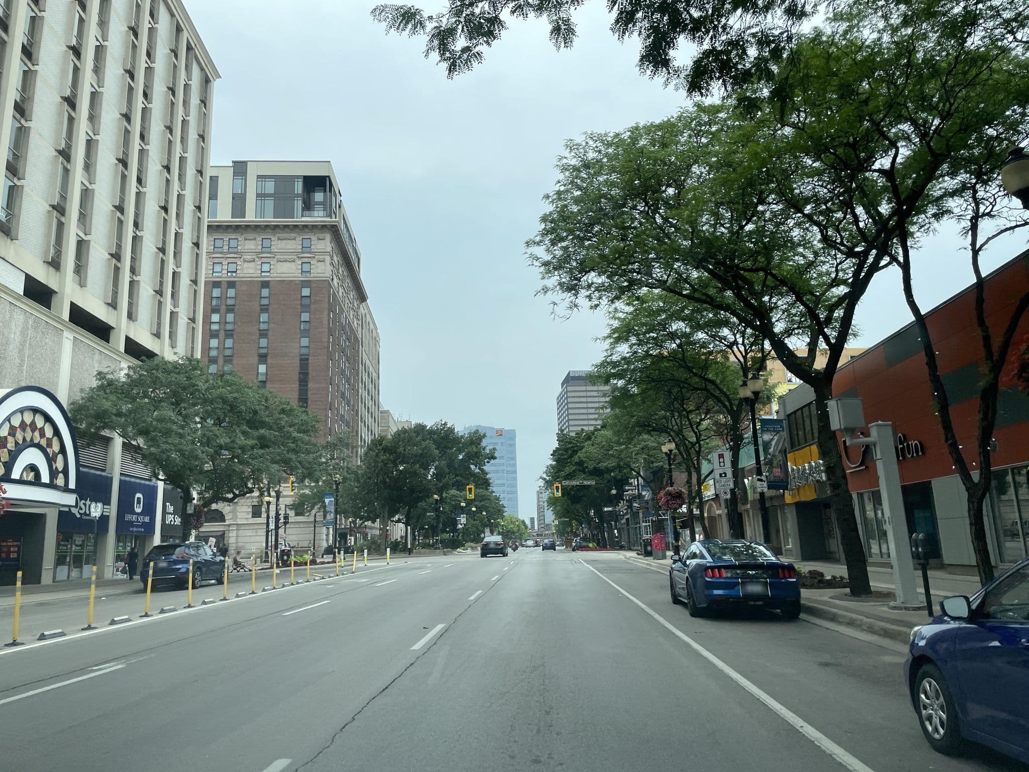 Street view near Crowne Plaza Hamilton Hotel & Conf Center, Hamilton — © privateacorn (CC BY-SA · Mapillary)