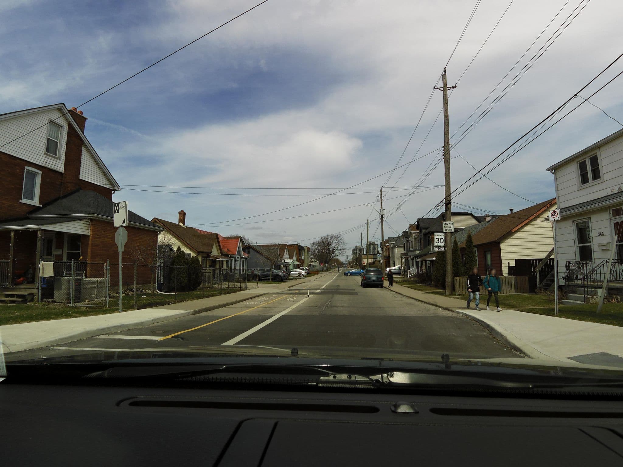 Street view near RosaTravel, Hamilton — © kevo (CC BY-SA · Mapillary)