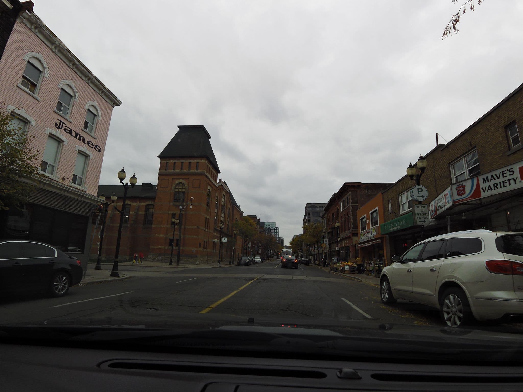 Street view near Boutique Apartment, Hamilton — © kevo (CC BY-SA · Mapillary)