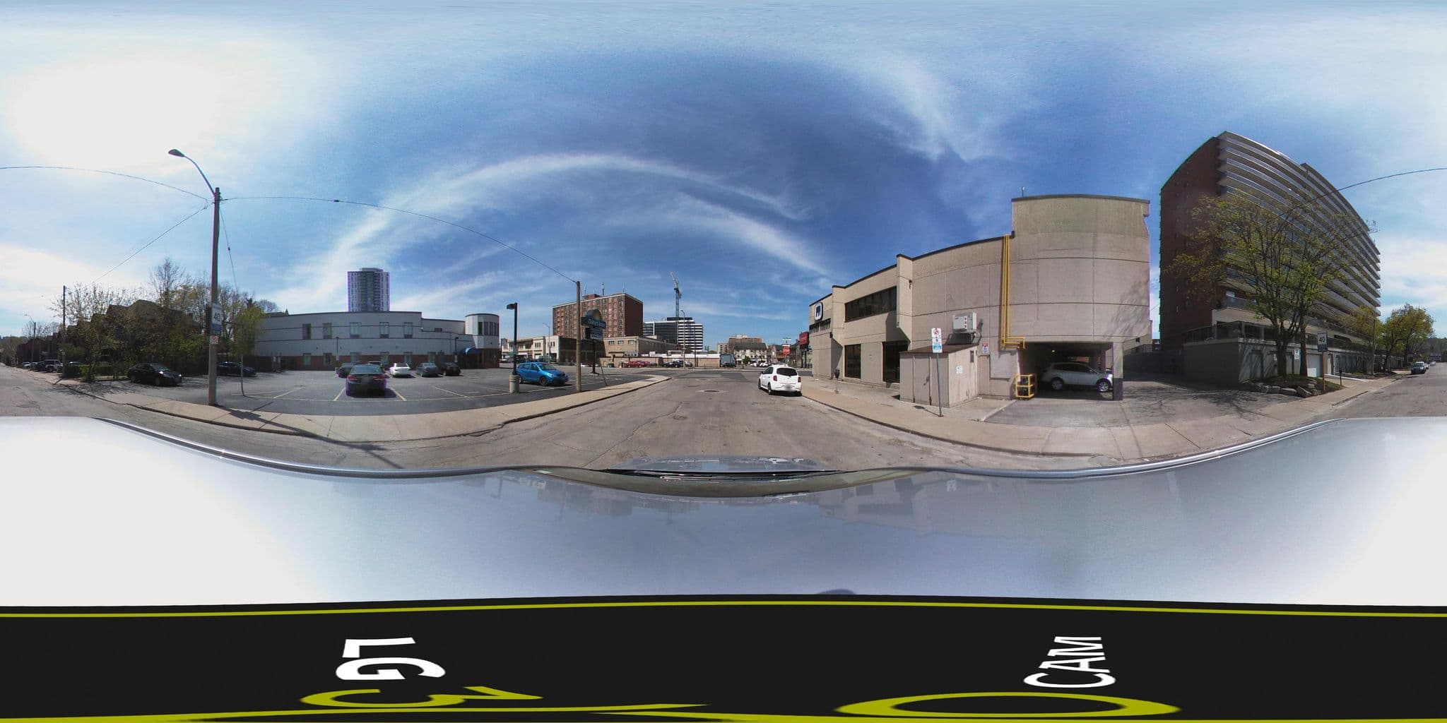 Street view near Days Inn, Hamilton — © kyy0602 (CC BY-SA · Mapillary)
