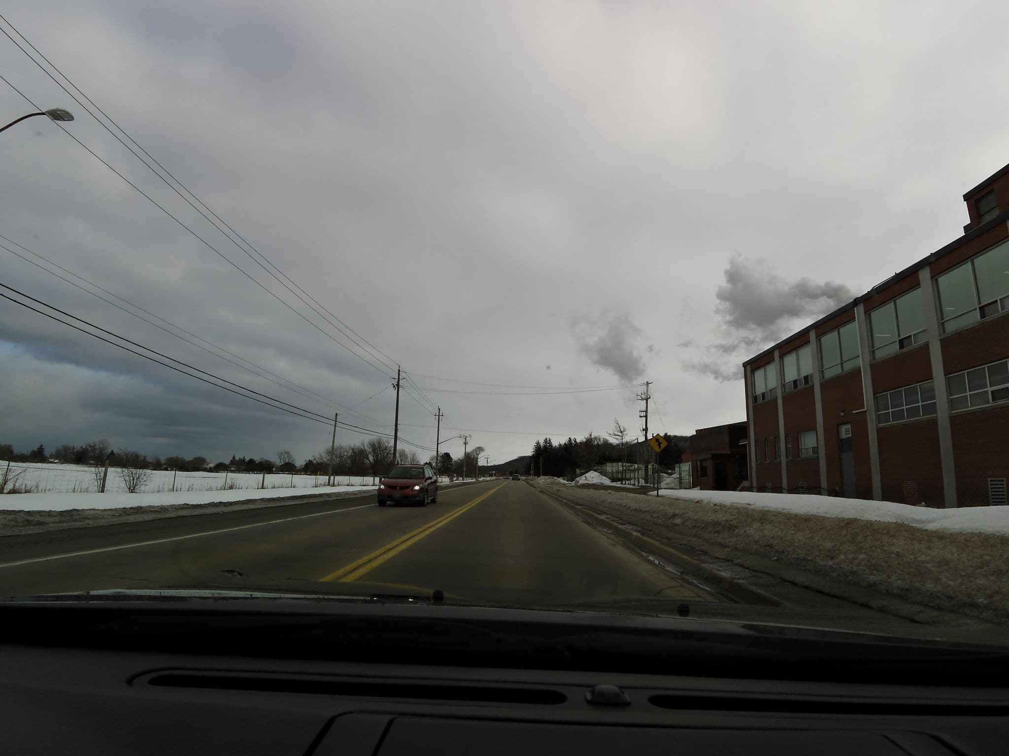 Street view near Lodgeco Inc, Stoney Creek — © kevo (CC BY-SA · Mapillary)