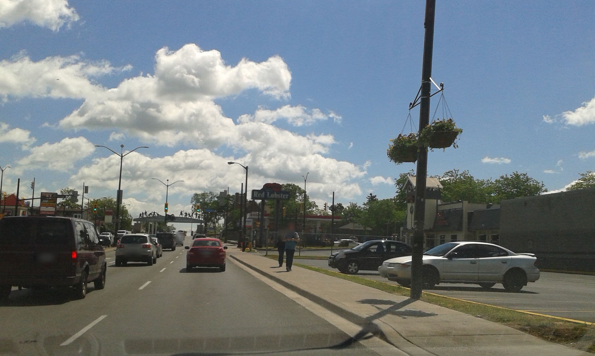 Street view near Bonanza Motel, Niagara Falls — © thetornado76 (CC BY-SA · Mapillary)