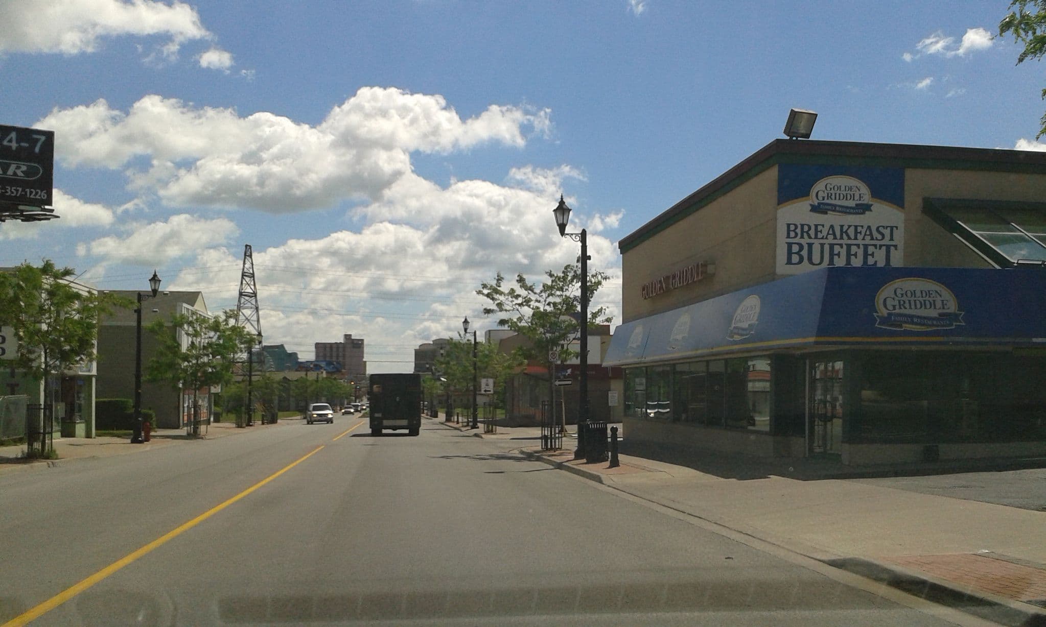 Street view near Super 8, Niagara Falls — © thetornado76 (CC BY-SA · Mapillary)