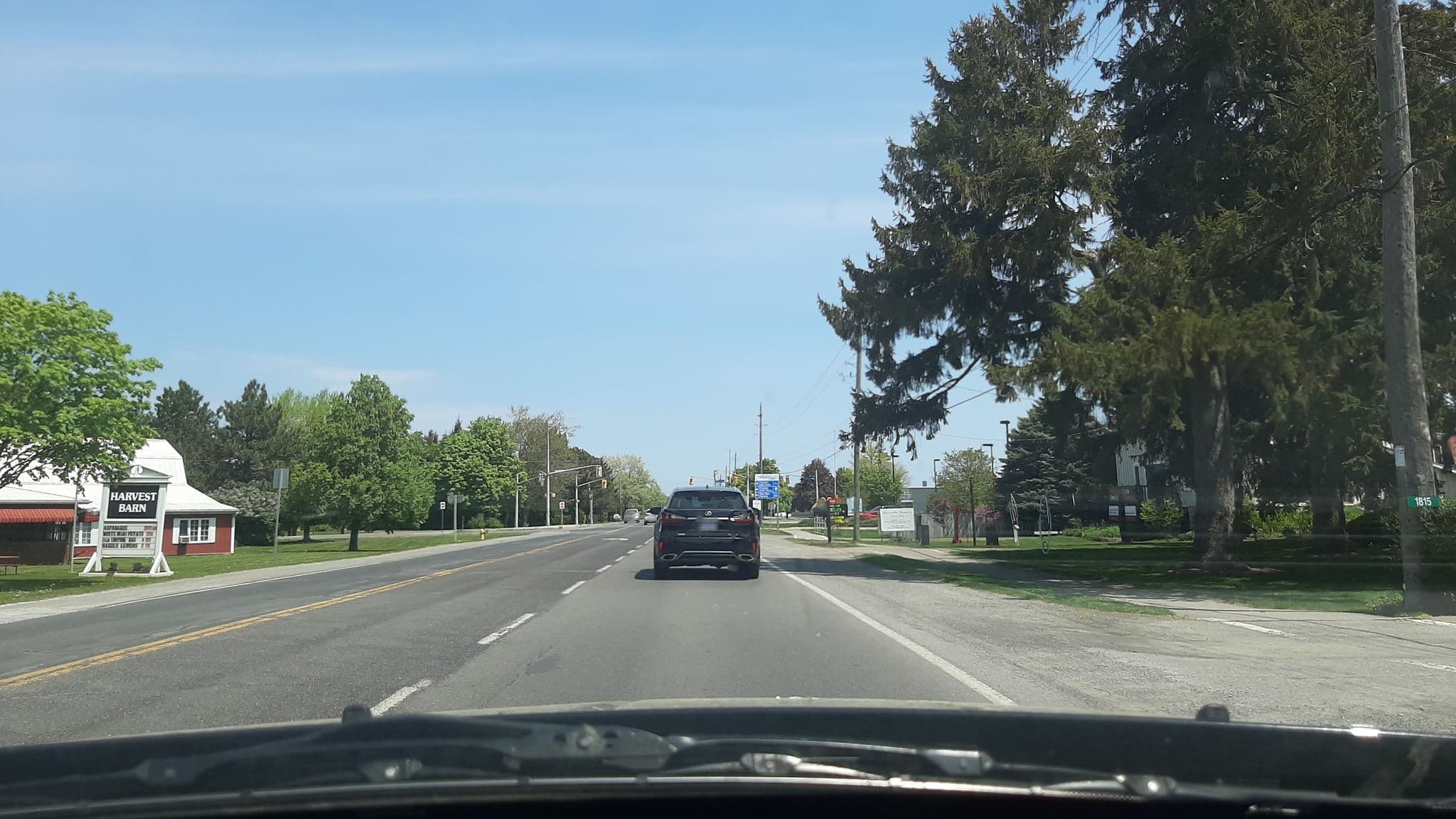 Street view near By the Vines, Virgil — © spotnein (CC BY-SA · Mapillary)