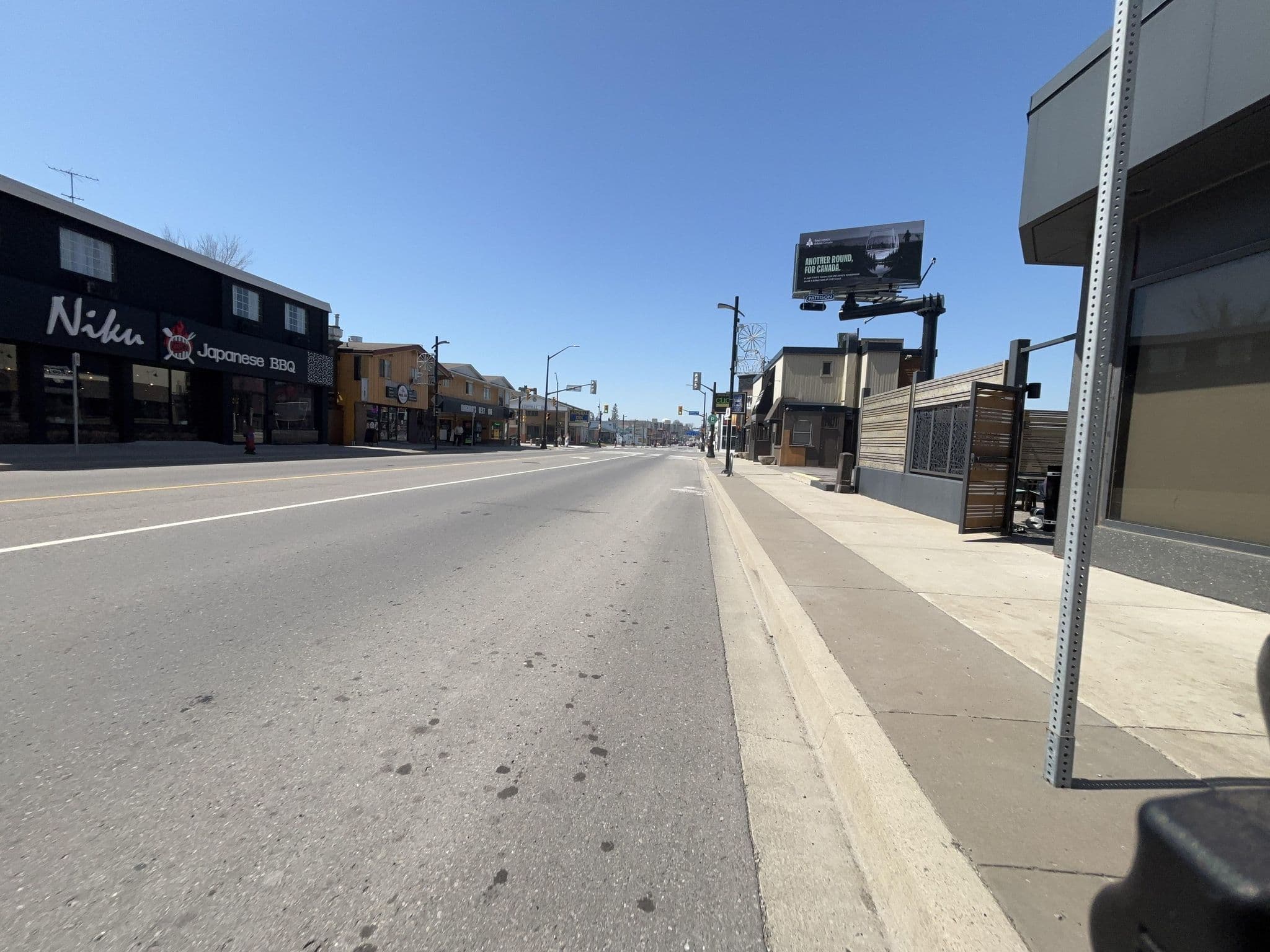 Street view near Travelodge Hotel by Wyndham Niagara Falls By The Falls, Niagara Falls — © Lanka6359 (CC BY-SA · Mapillary)