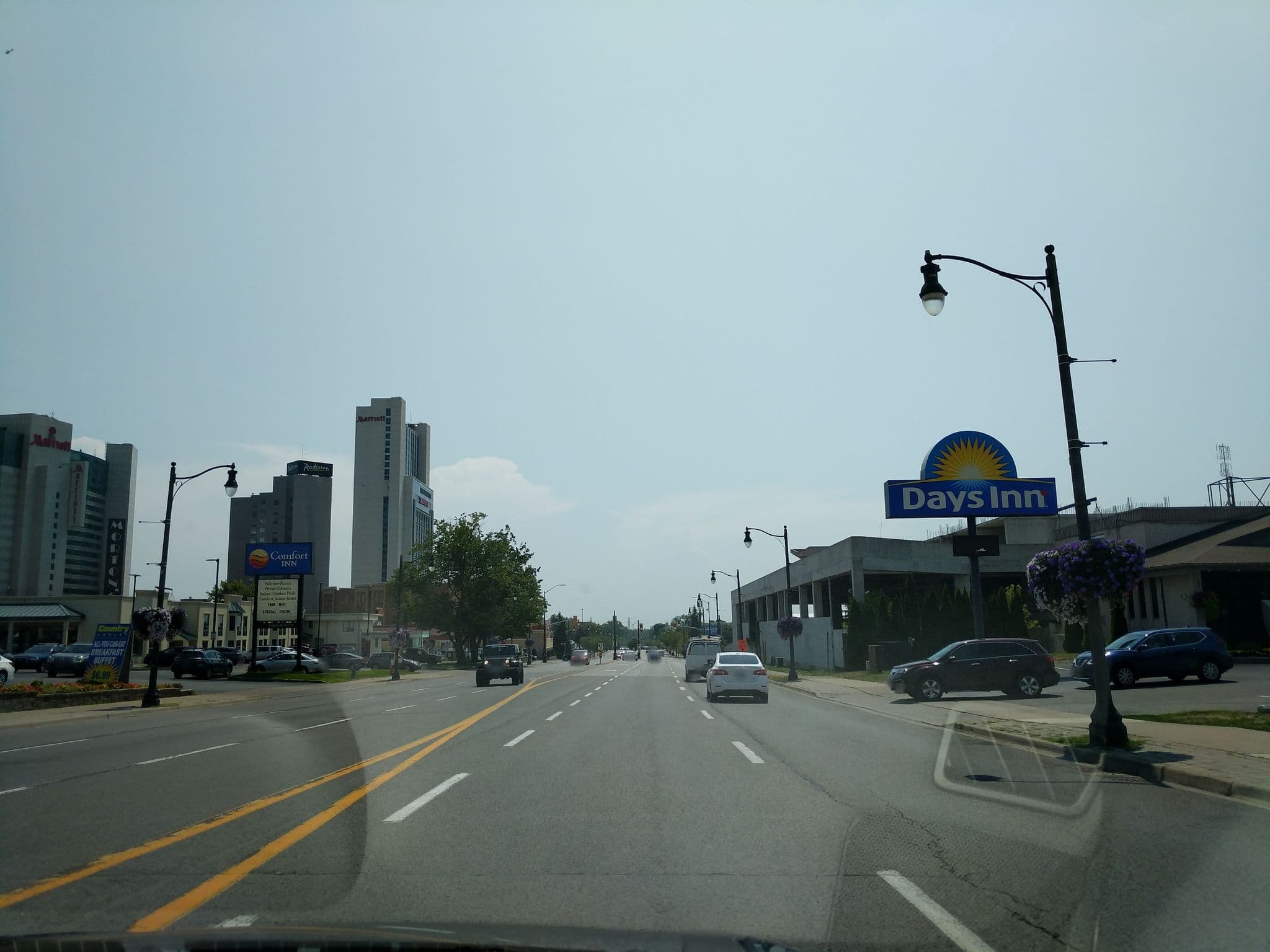 Street view near President Motor Inn, Niagara Falls — © zerz57k1 (CC BY-SA · Mapillary)