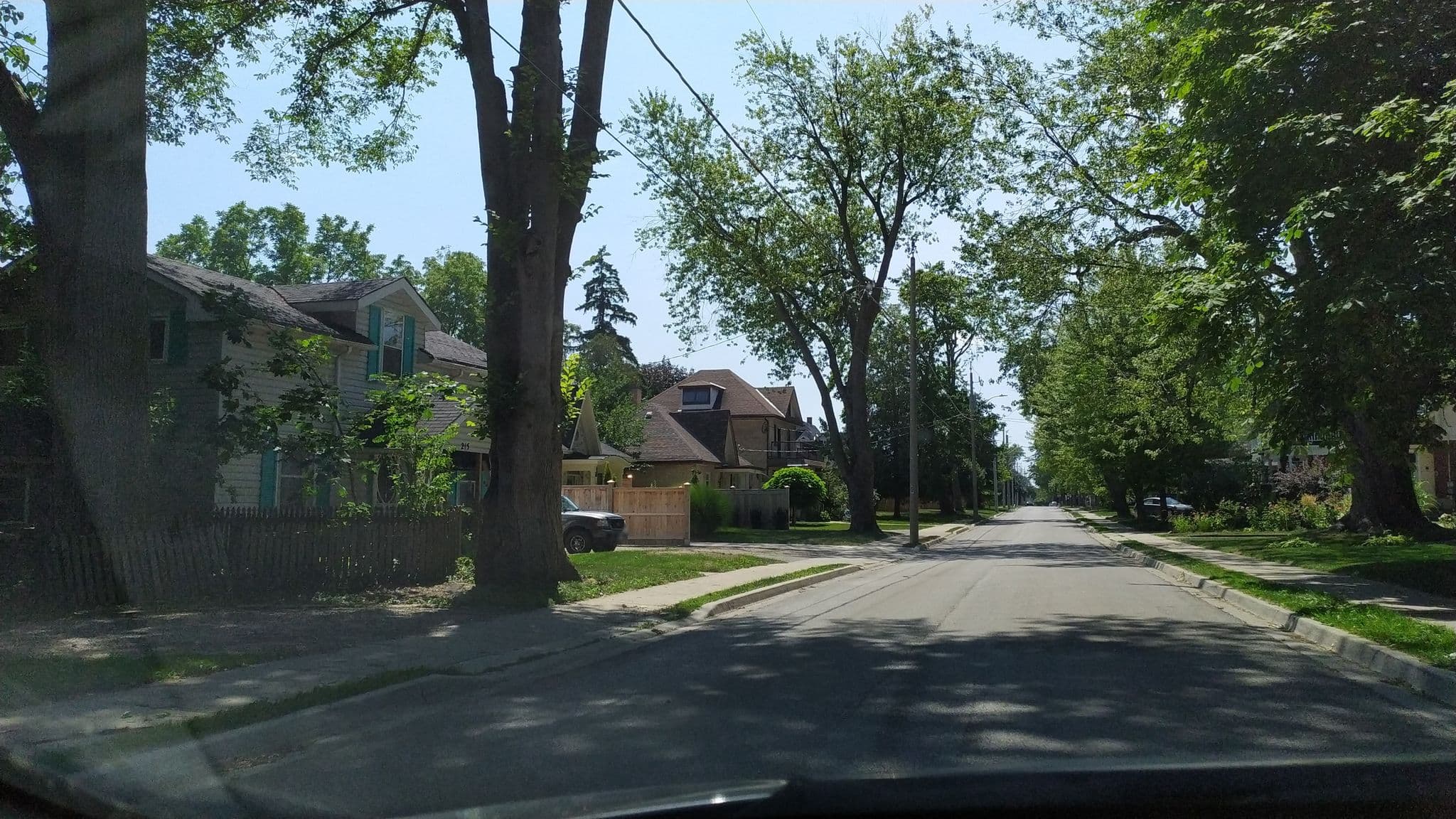 Street view near Maples of Stratford, Stratford — © sun00 (CC BY-SA · Mapillary)