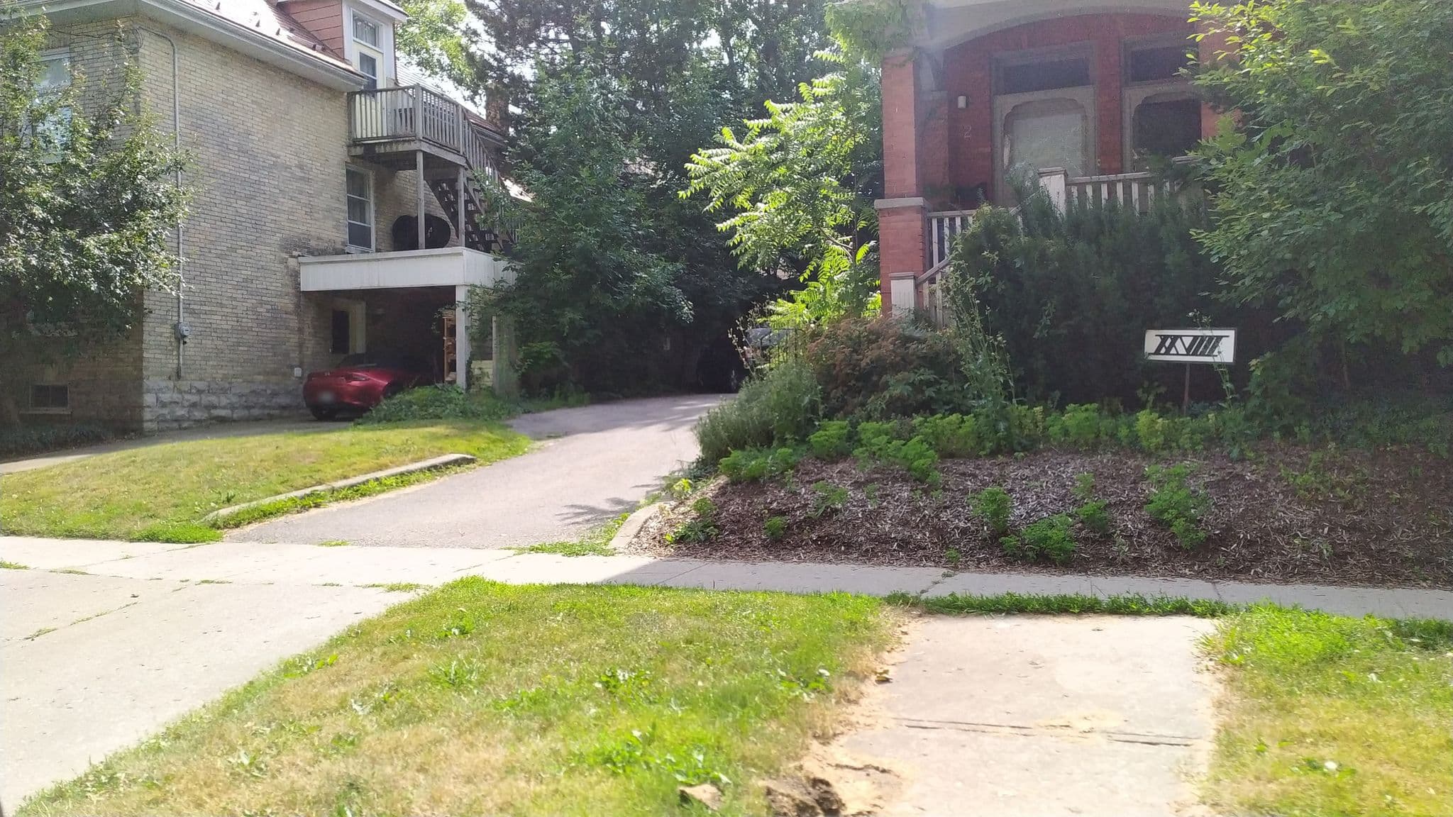 Street view near Eighteen Waterloo Bed&Breakfast, Stratford — © sun00 (CC BY-SA · Mapillary)