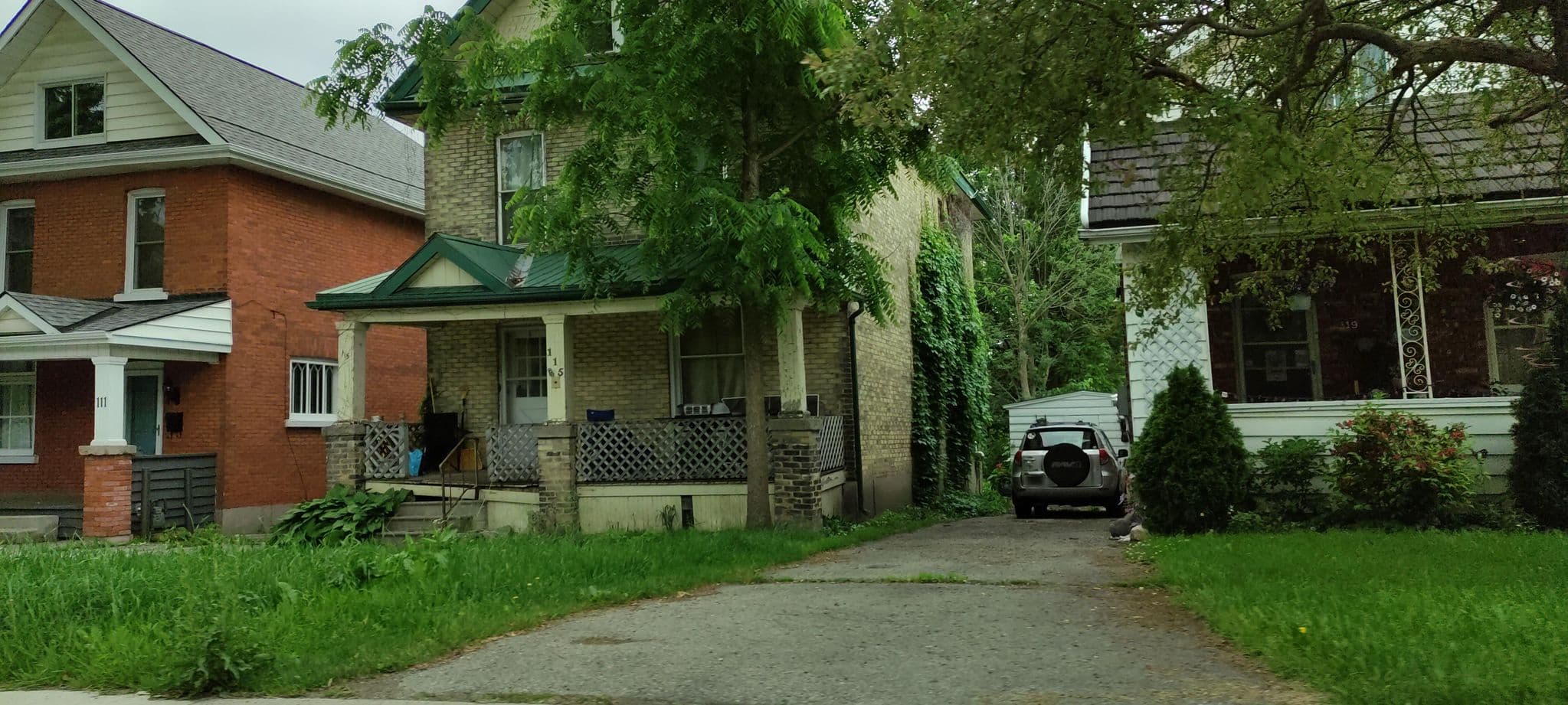 Street view near Artful Lodger, Stratford — © sun00 (CC BY-SA · Mapillary)