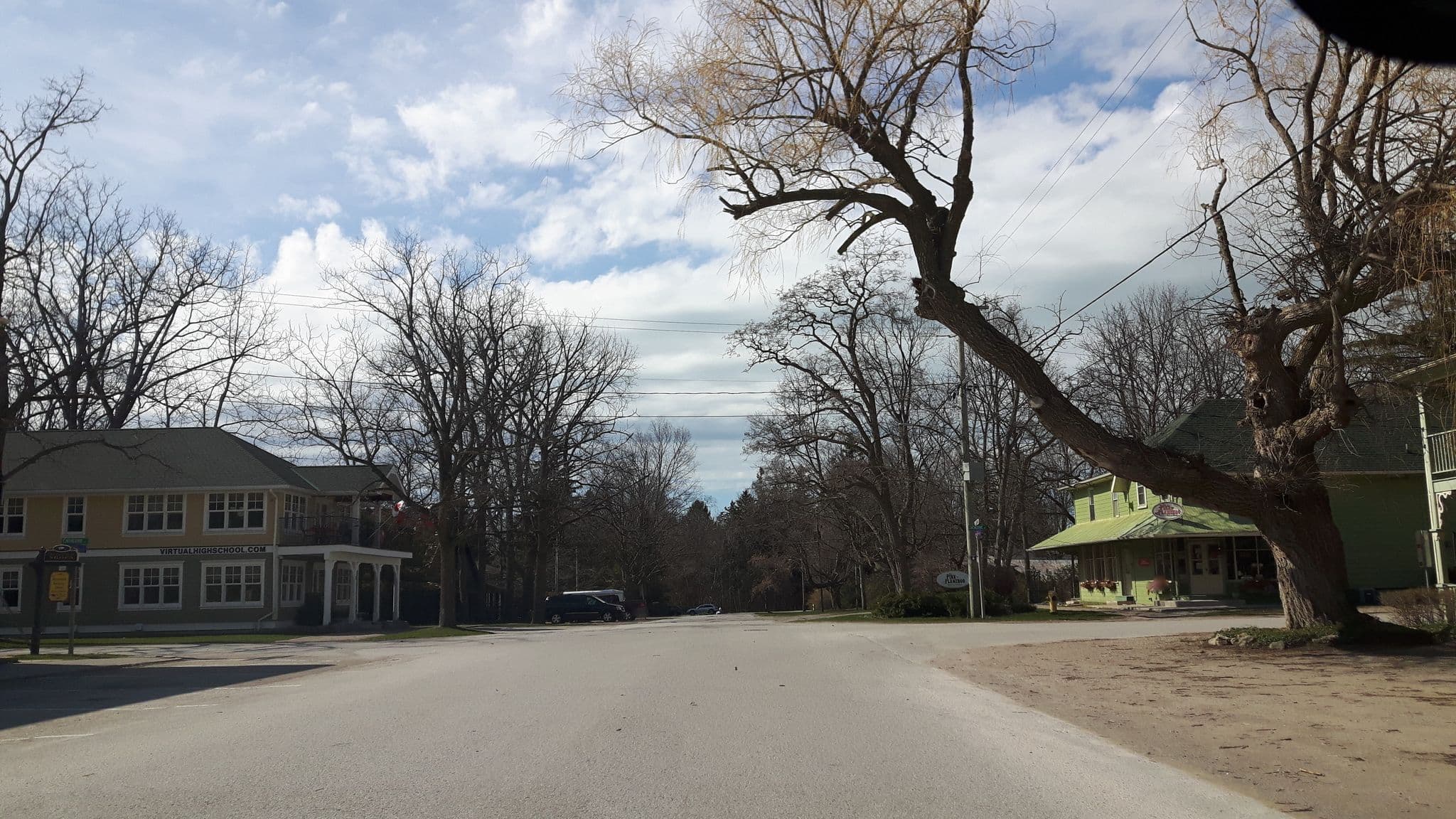 Street view near Bayfield Inn, Bluewater — © liammorley (CC BY-SA · Mapillary)