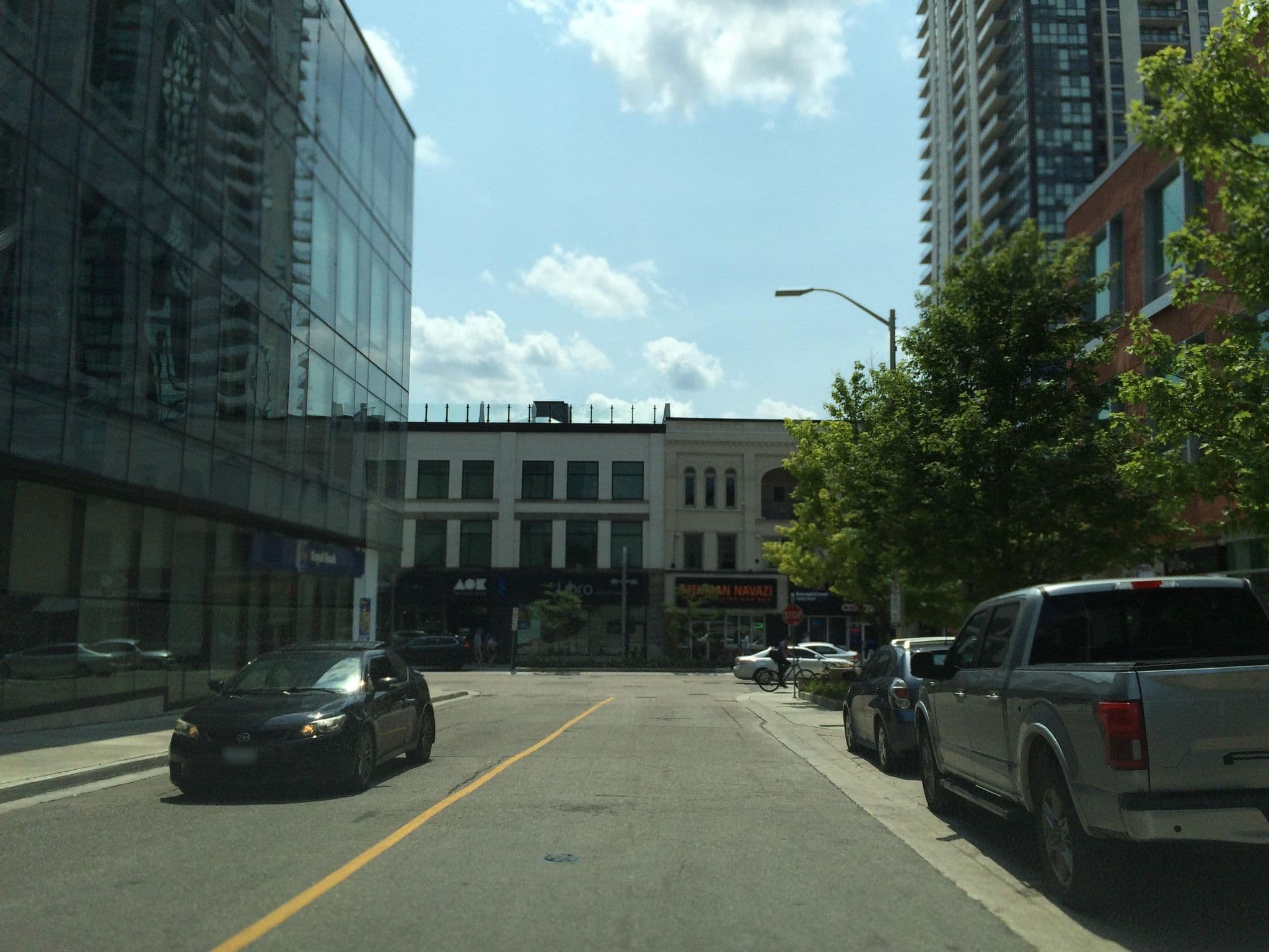 Street view near Mayfair Hotel, Centre District — © privateacorn (CC BY-SA · Mapillary)