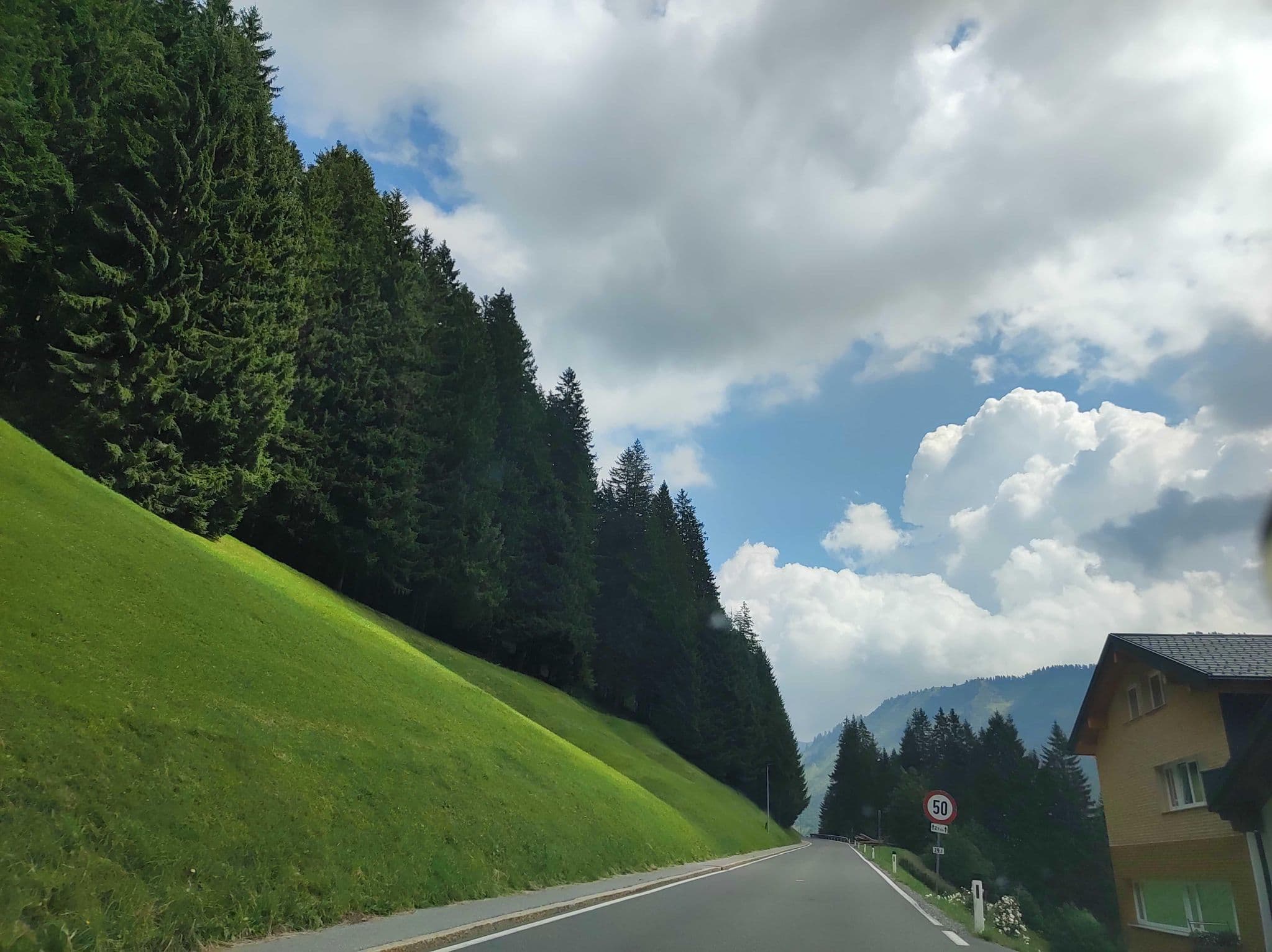 Street view near Sonnalpen, Mellau — © msdess (CC BY-SA · Mapillary)