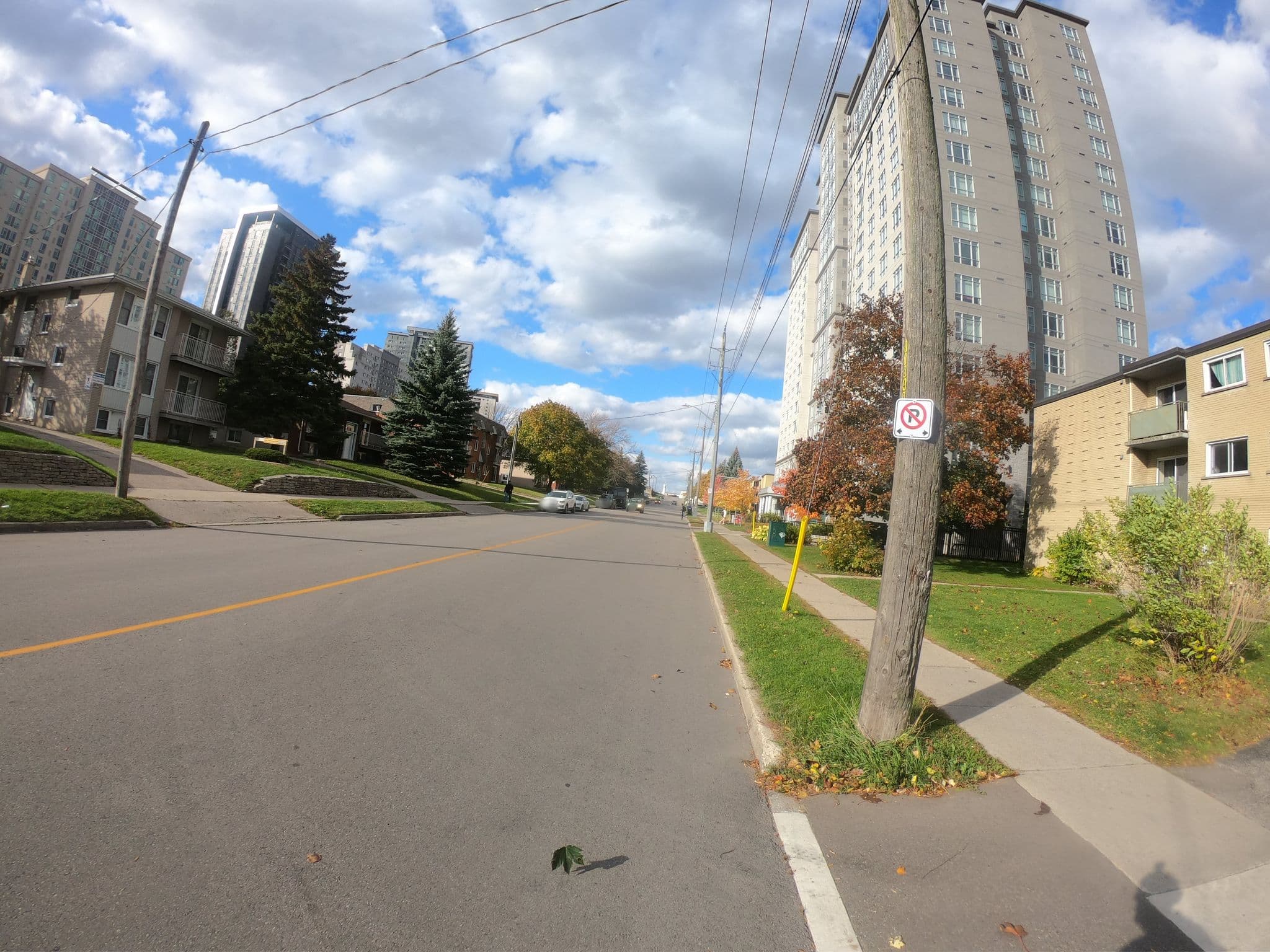 Street view near Sober Valley Lodge, Columbia — © dwtrueman (CC BY-SA · Mapillary)