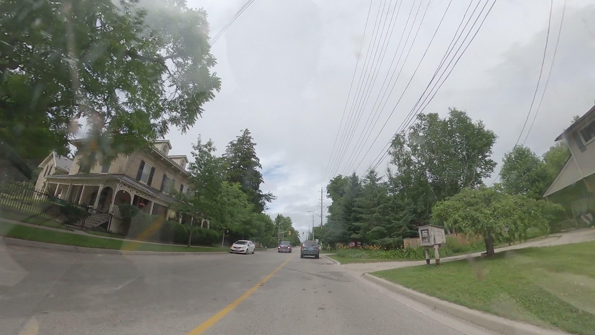 Street view near Drew House, Elora — © paralaxita (CC BY-SA · Mapillary)