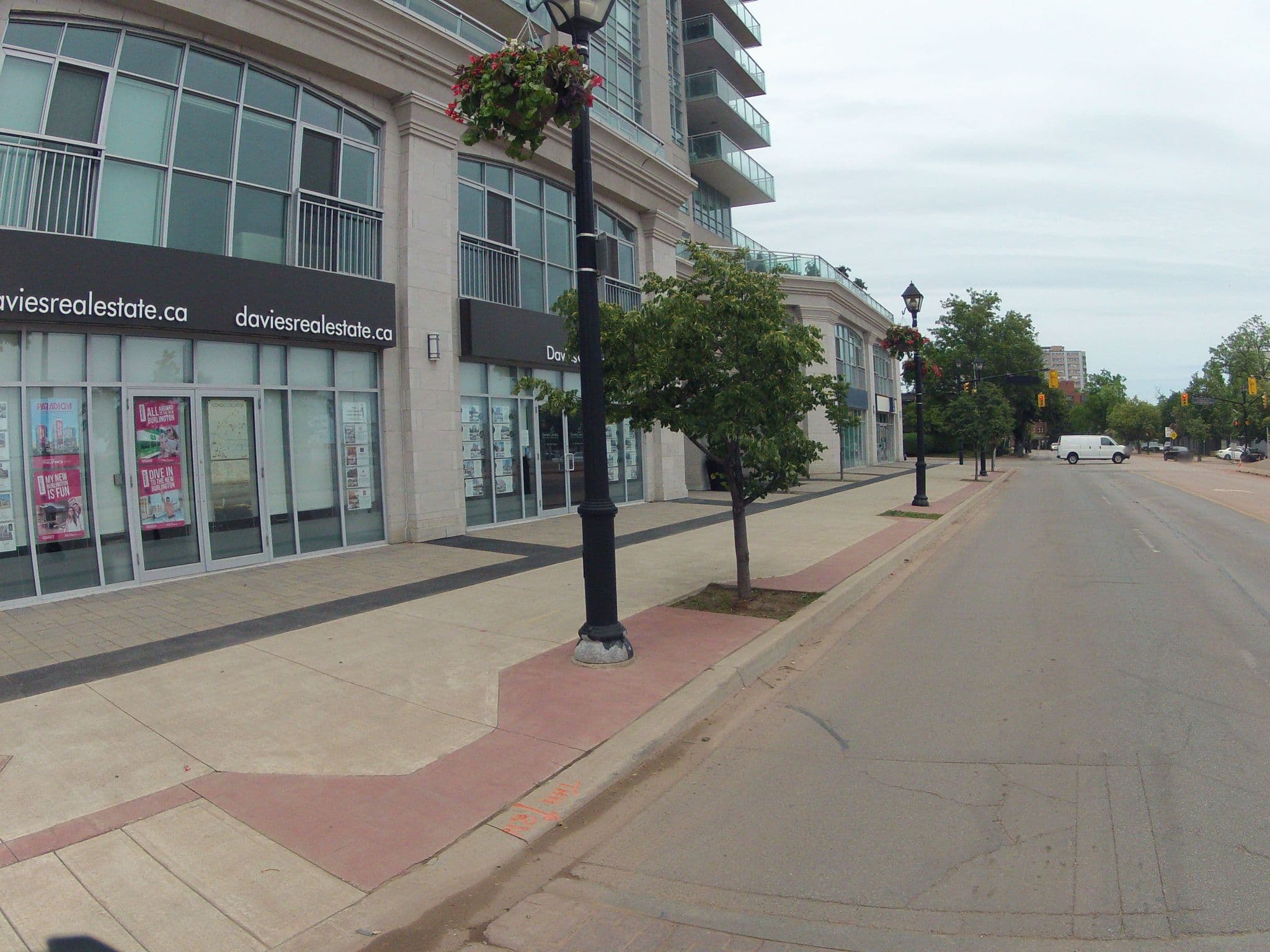 Street view near Riviera on the Lake, Waterdown — © bootprint (CC BY-SA · Mapillary)