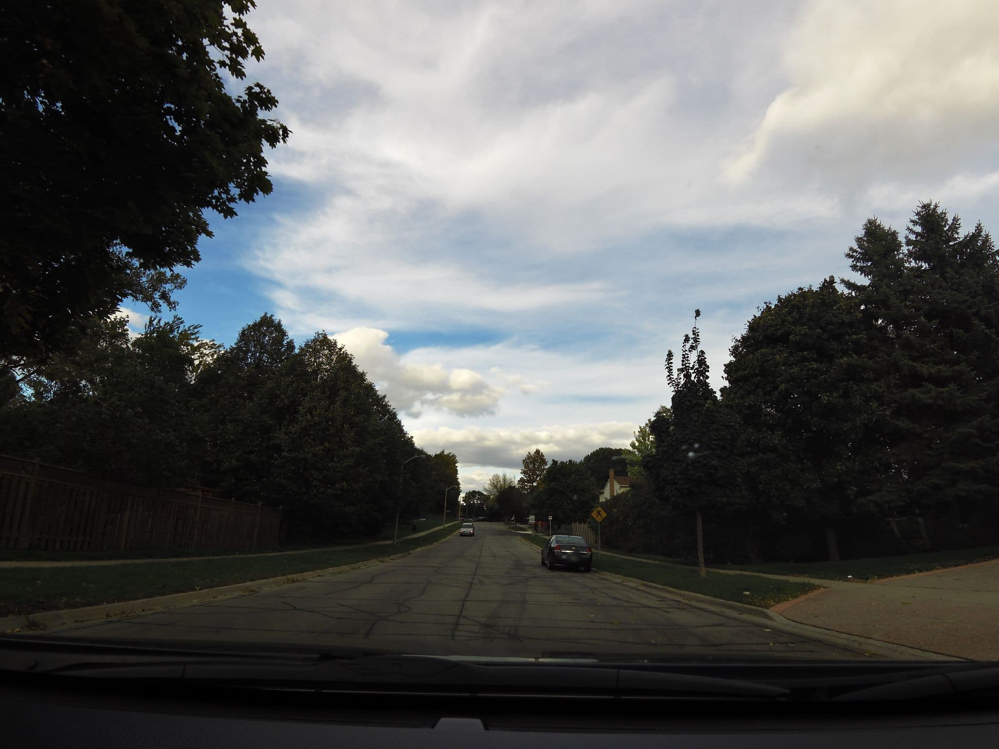 Street view near creekside bed and breakfast, Burlington — © kevo (CC BY-SA · Mapillary)