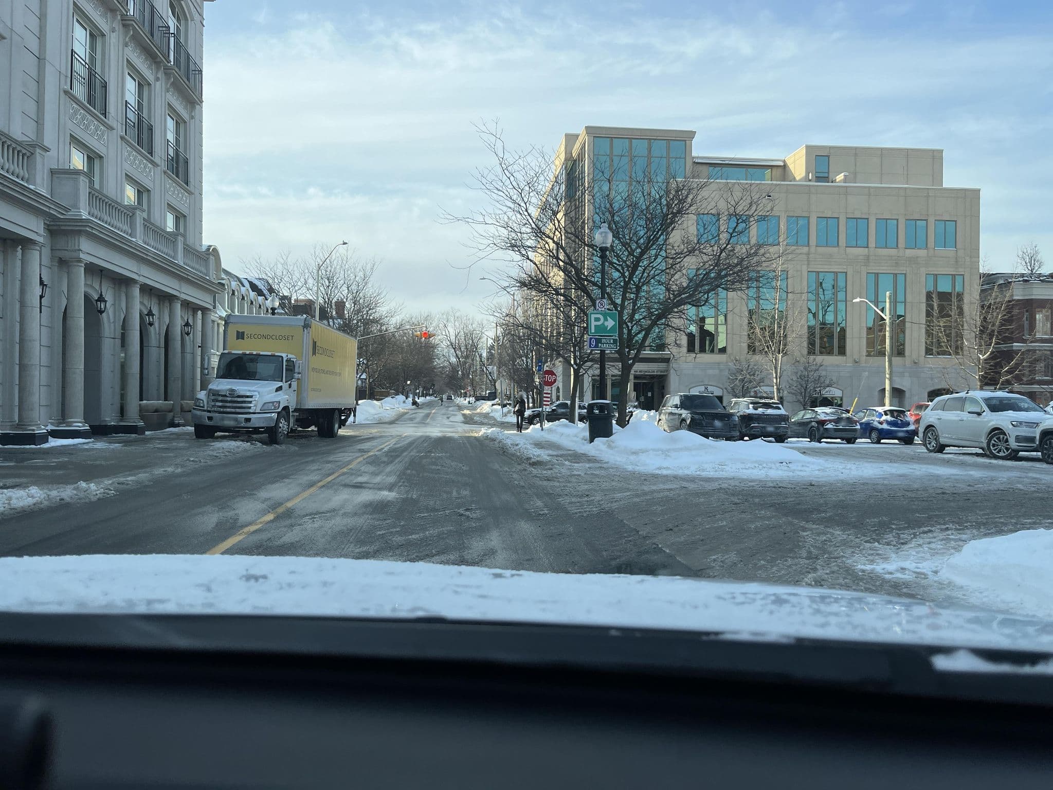 Street view near Bartlett Lodge Algonquin Park, Oakville — © gonzaloms00 (CC BY-SA · Mapillary)