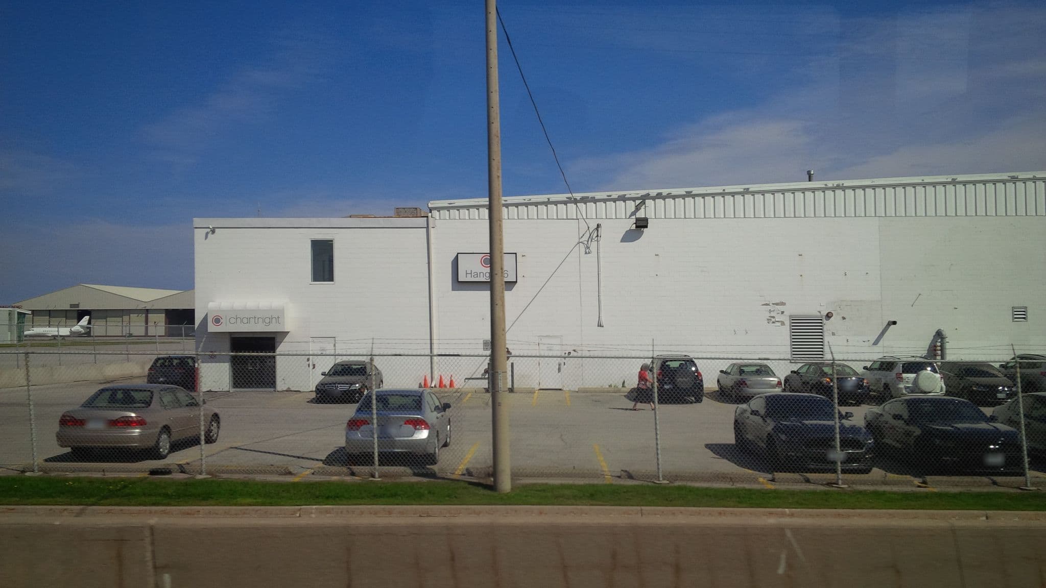 Street view near Four Seasons Aviation Ltd, West Humber-Clairville — © kevo (CC BY-SA · Mapillary)