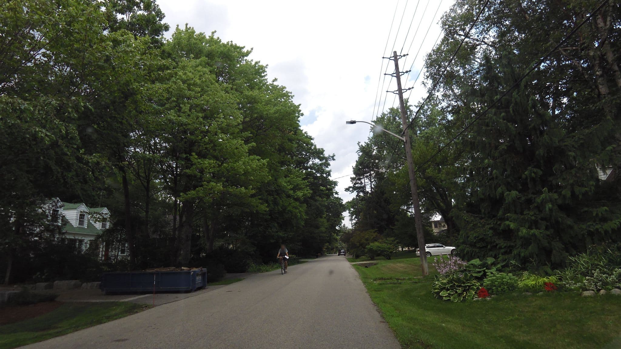 Street view near Golden Getaway Cottage Rental, Mississauga — © bootprint (CC BY-SA · Mapillary)