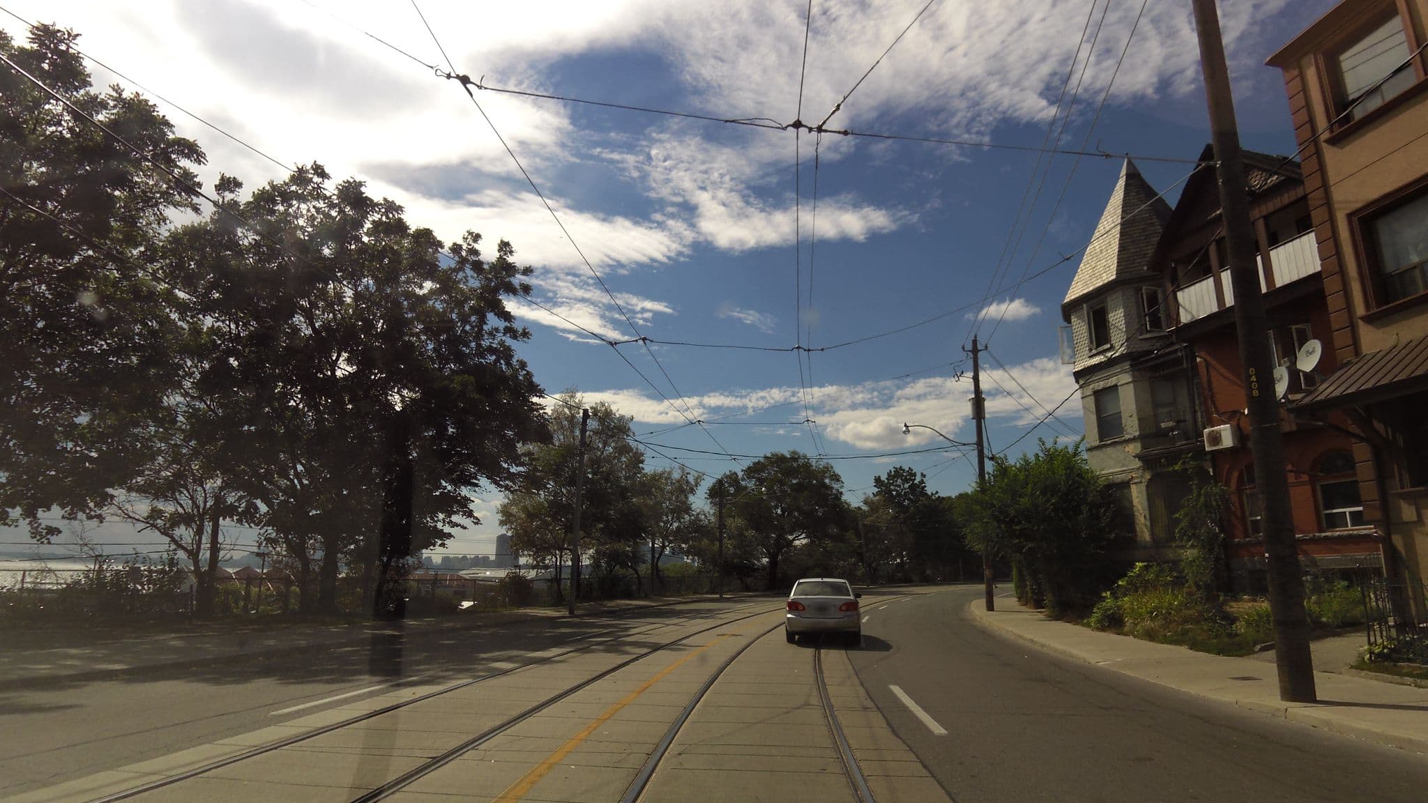 Street view near Tom Clo, South Parkdale — © bootprint (CC BY-SA · Mapillary)