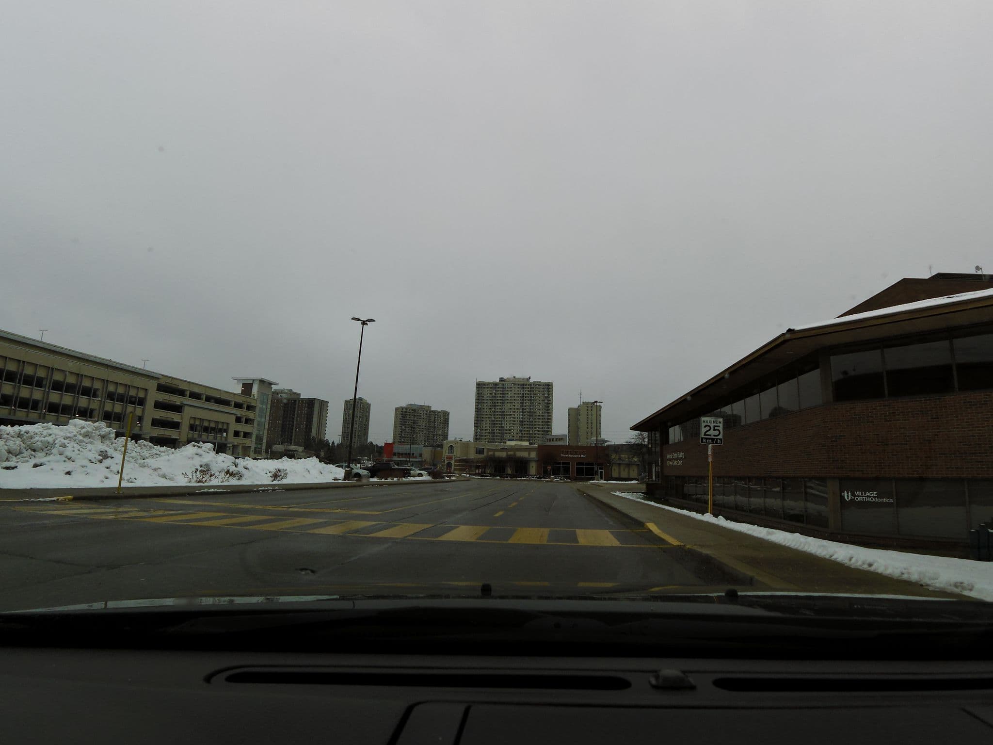 Street view near Holiday Inn, Brampton — © kevo (CC BY-SA · Mapillary)