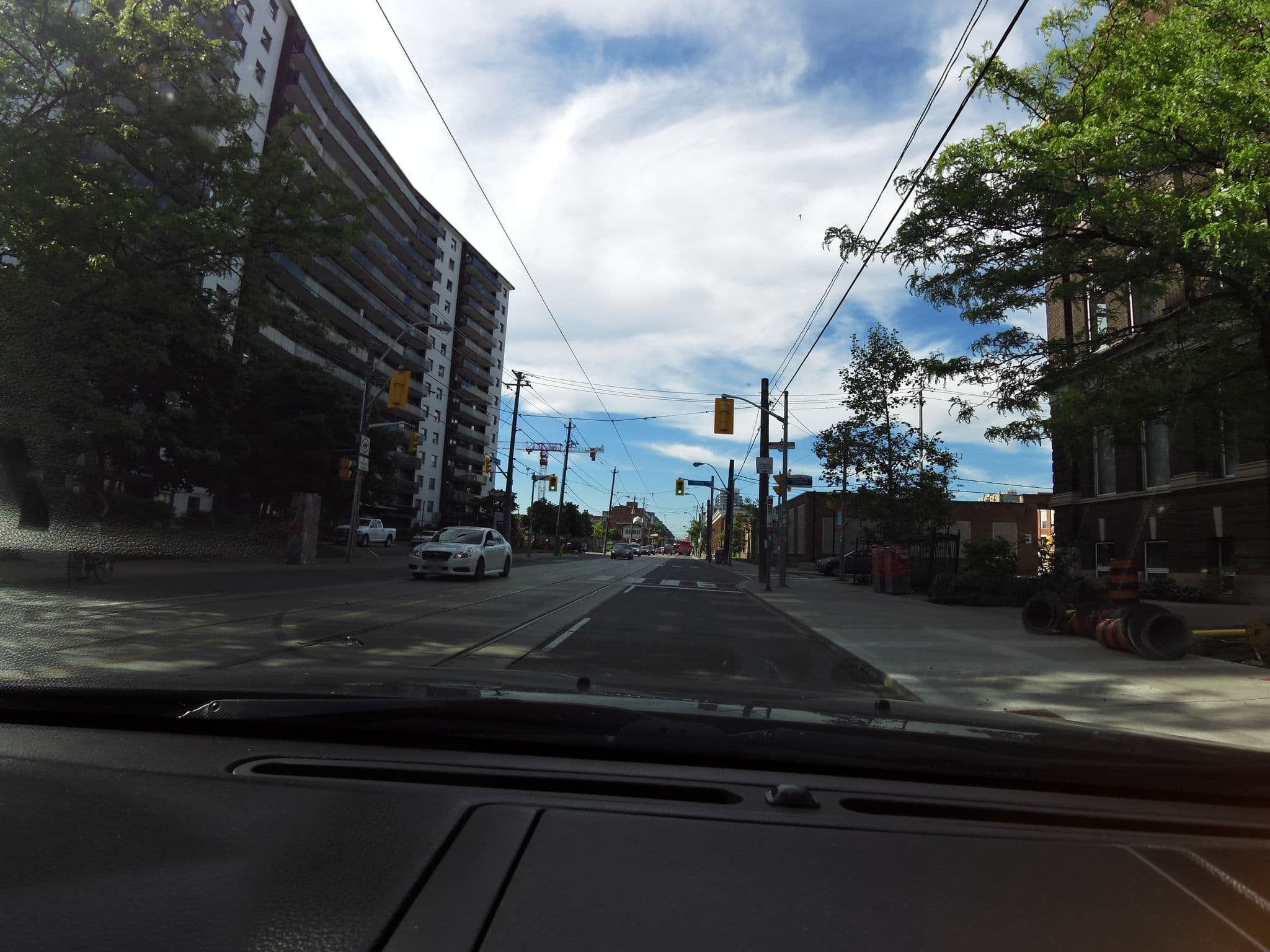 Street view near Resort Owners Group, South Parkdale — © kevo (CC BY-SA · Mapillary)