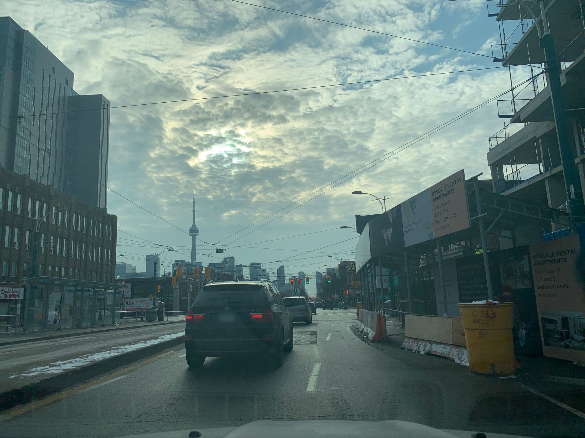 Street view near Waverley Hotel, University — © mdrive (CC BY-SA · Mapillary)
