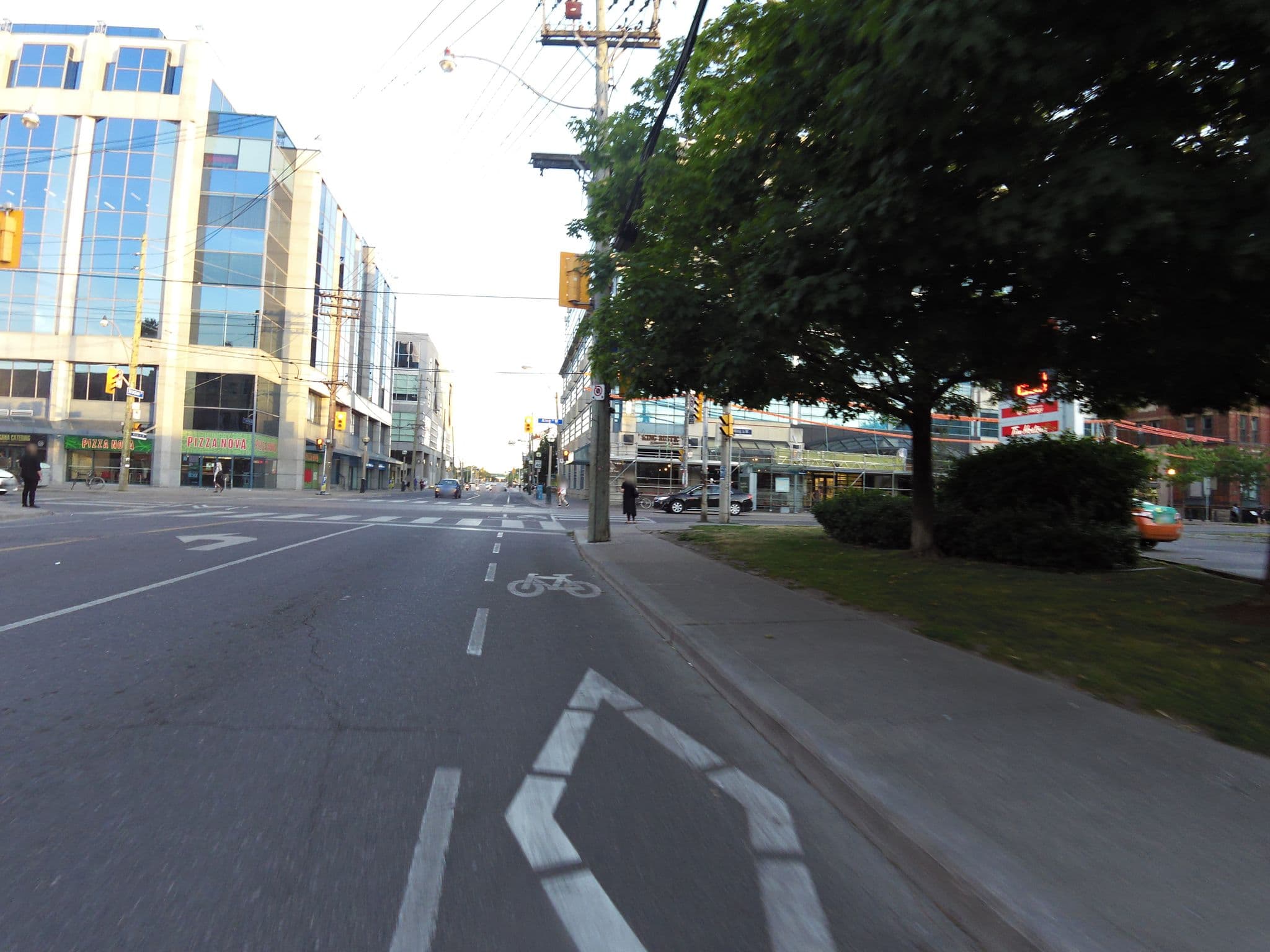 Street view near Palace Arms, Niagara — © kevo (CC BY-SA · Mapillary)