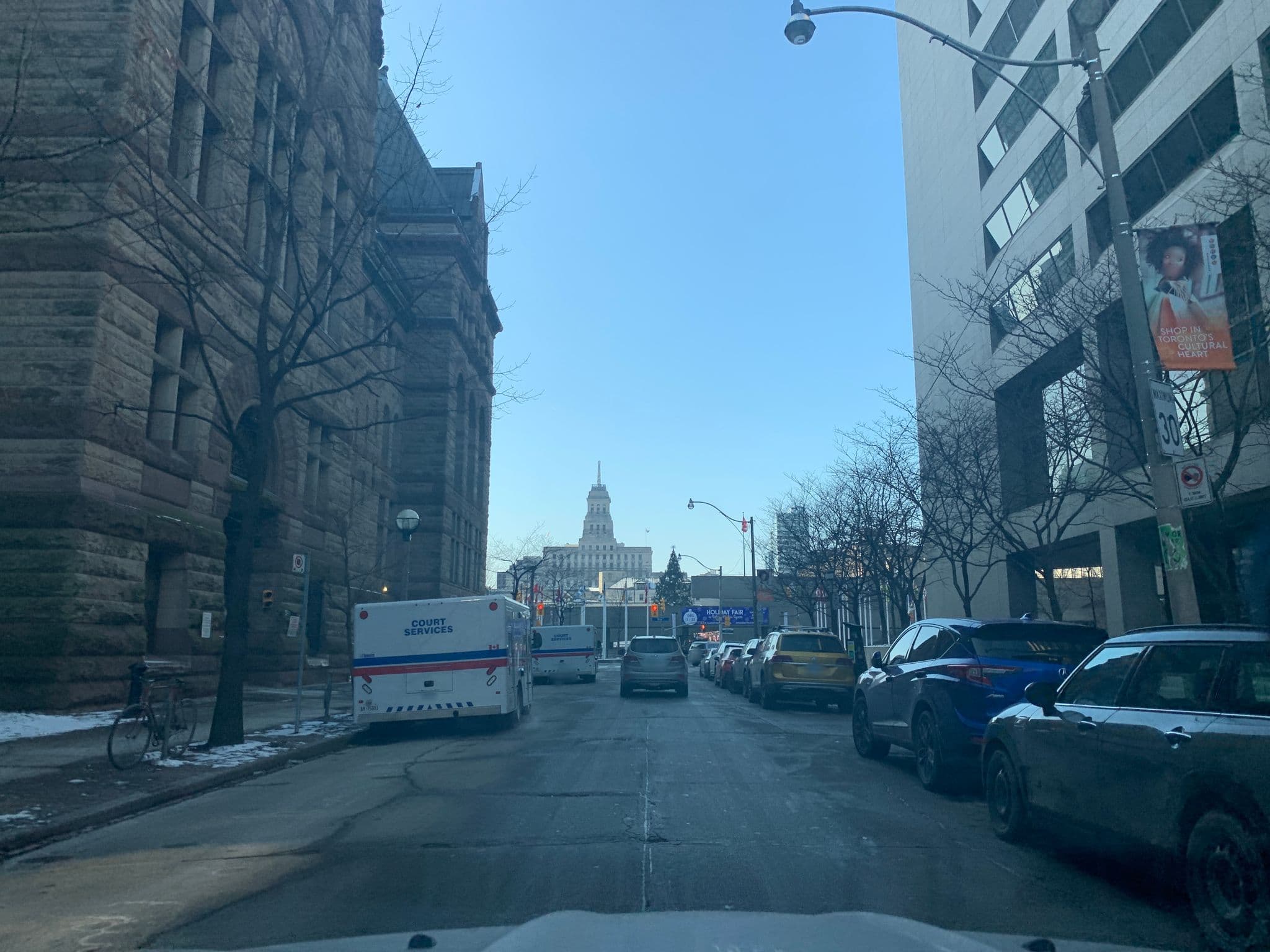 Street view near Web Hosting in Toronto, Bay Street Corridor — © mdrive (CC BY-SA · Mapillary)