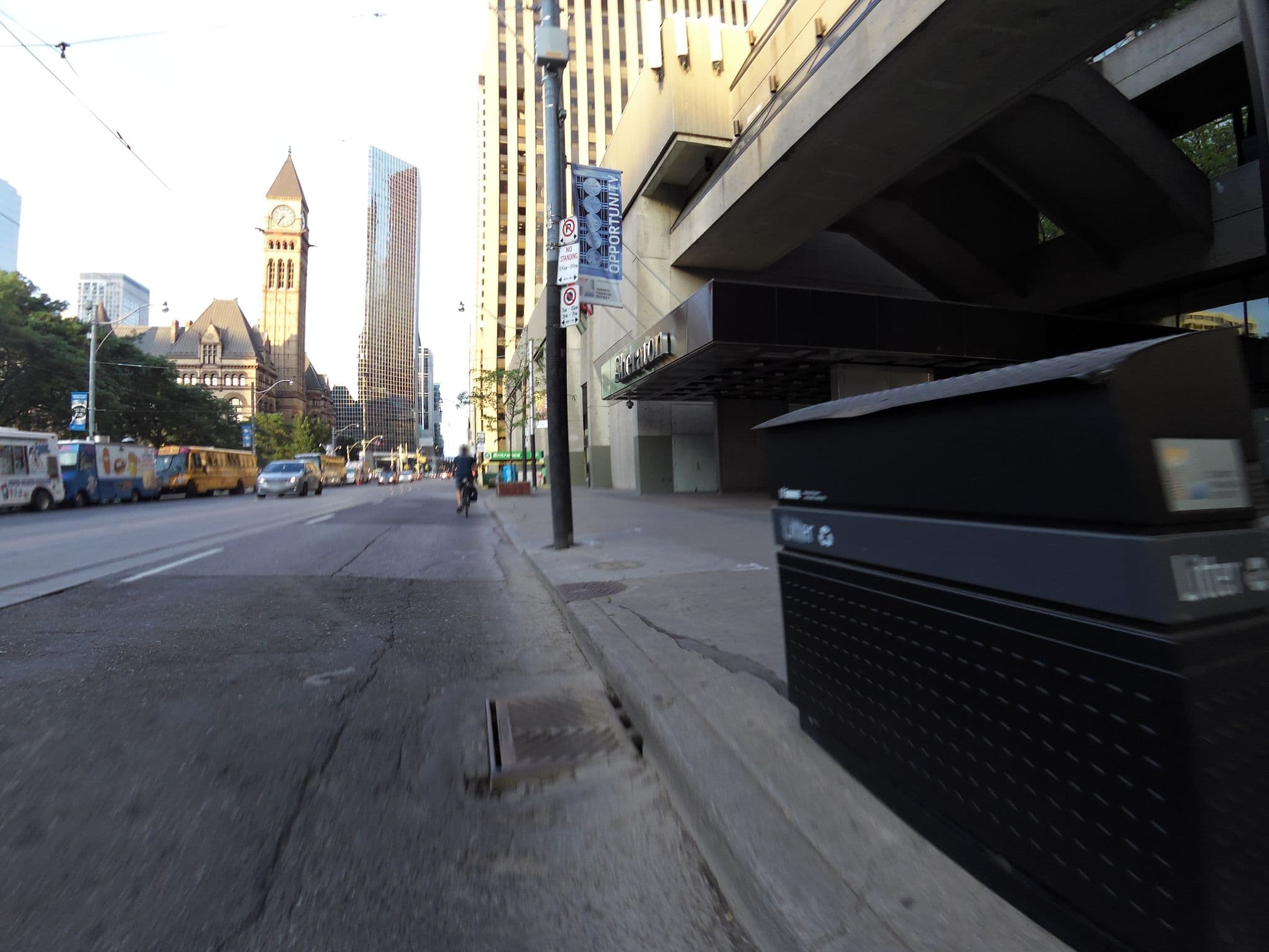 Street view near Future Shop ASW, Bay Street Corridor — © kevo (CC BY-SA · Mapillary)