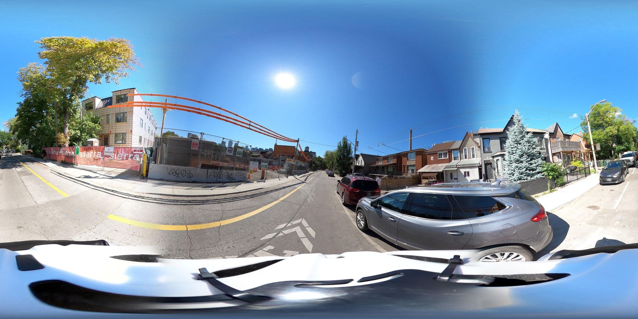 Street view near Kensington Market B&B, Kensington-Chinatown — © tallcoleman (CC BY-SA · Mapillary)