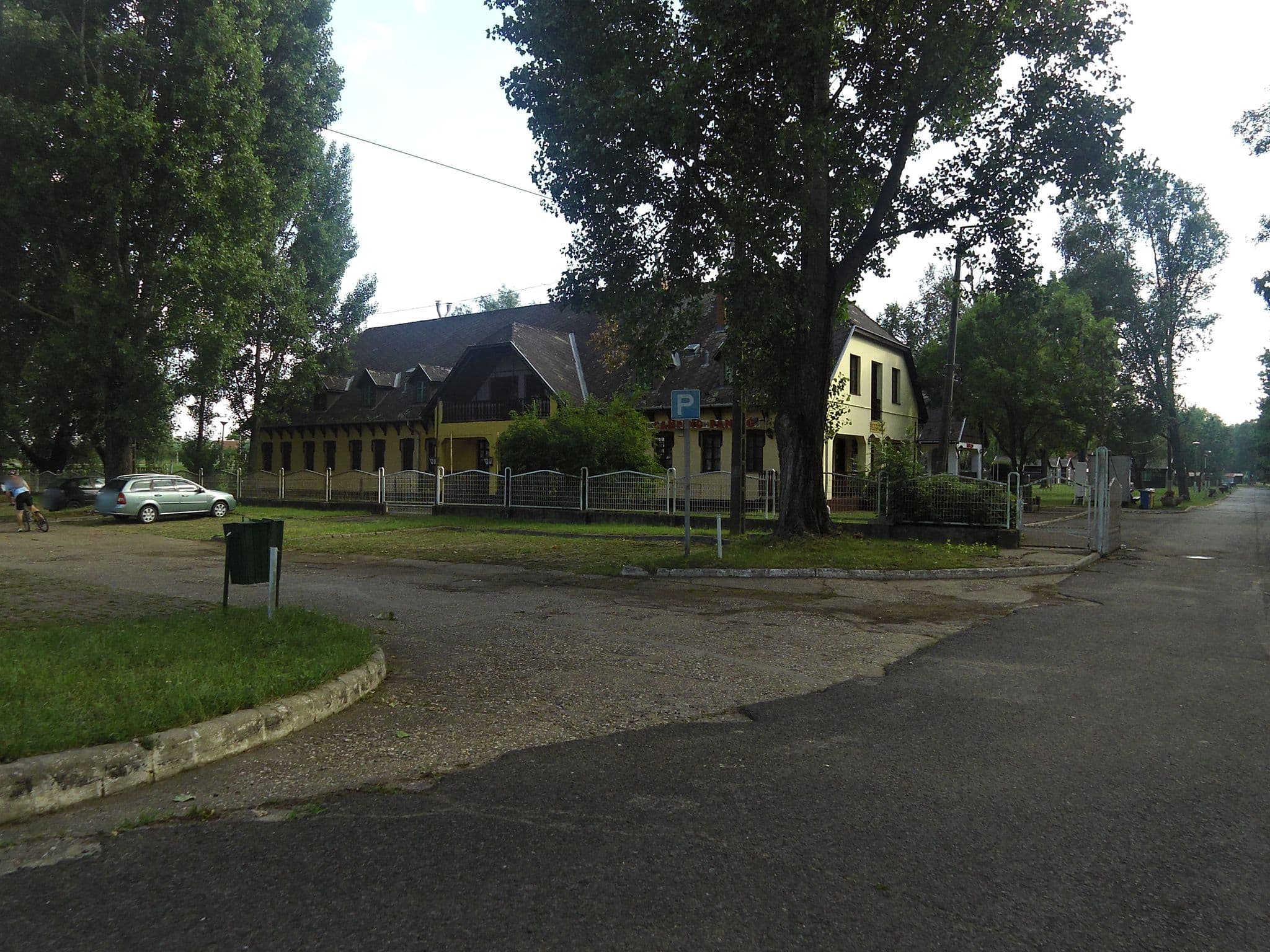 Street view near Füzes, Abádszalók — © jlevente (CC BY-SA · Mapillary)