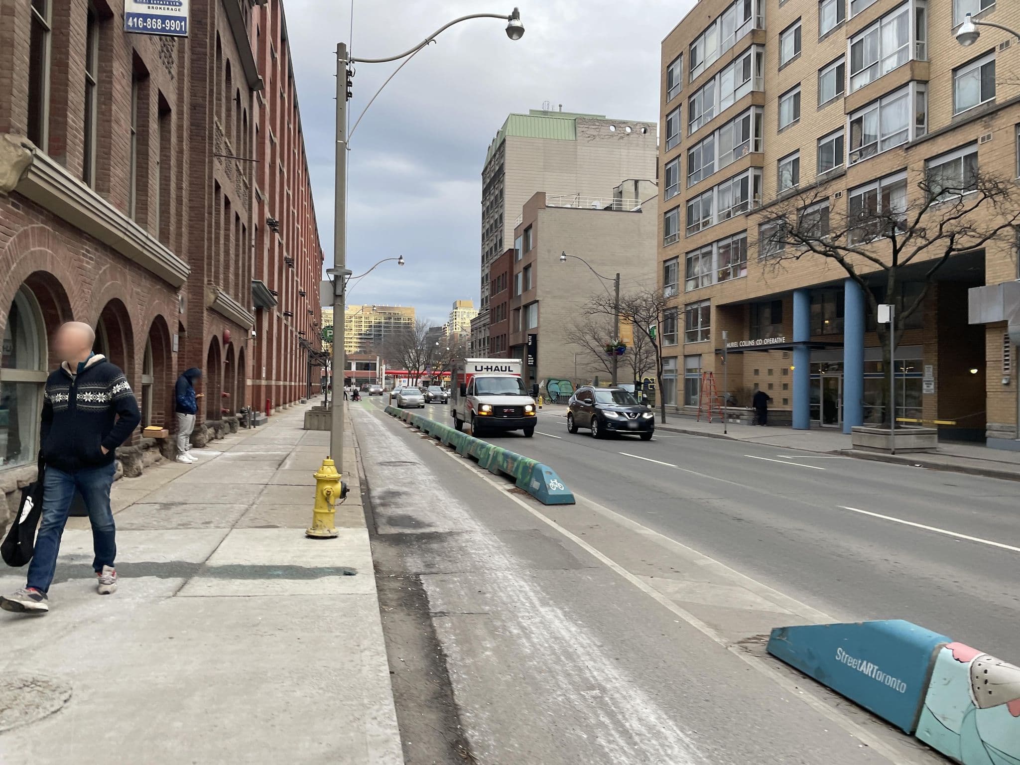Street view near Hotel 22 Division, Moss Park — © isolwi (CC BY-SA · Mapillary)
