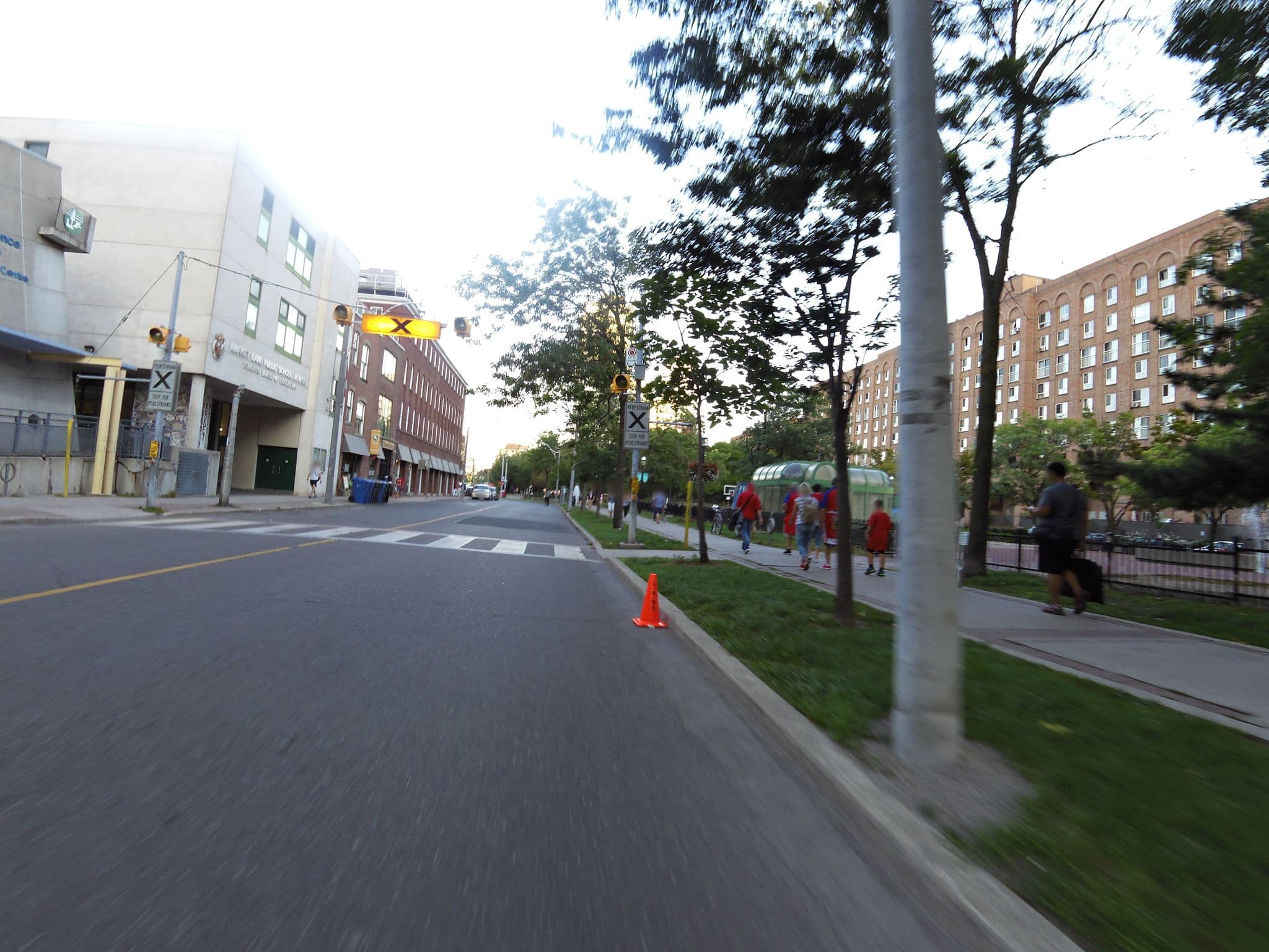 Street view near DoubleTree by Hilton, Moss Park — © kevo (CC BY-SA · Mapillary)