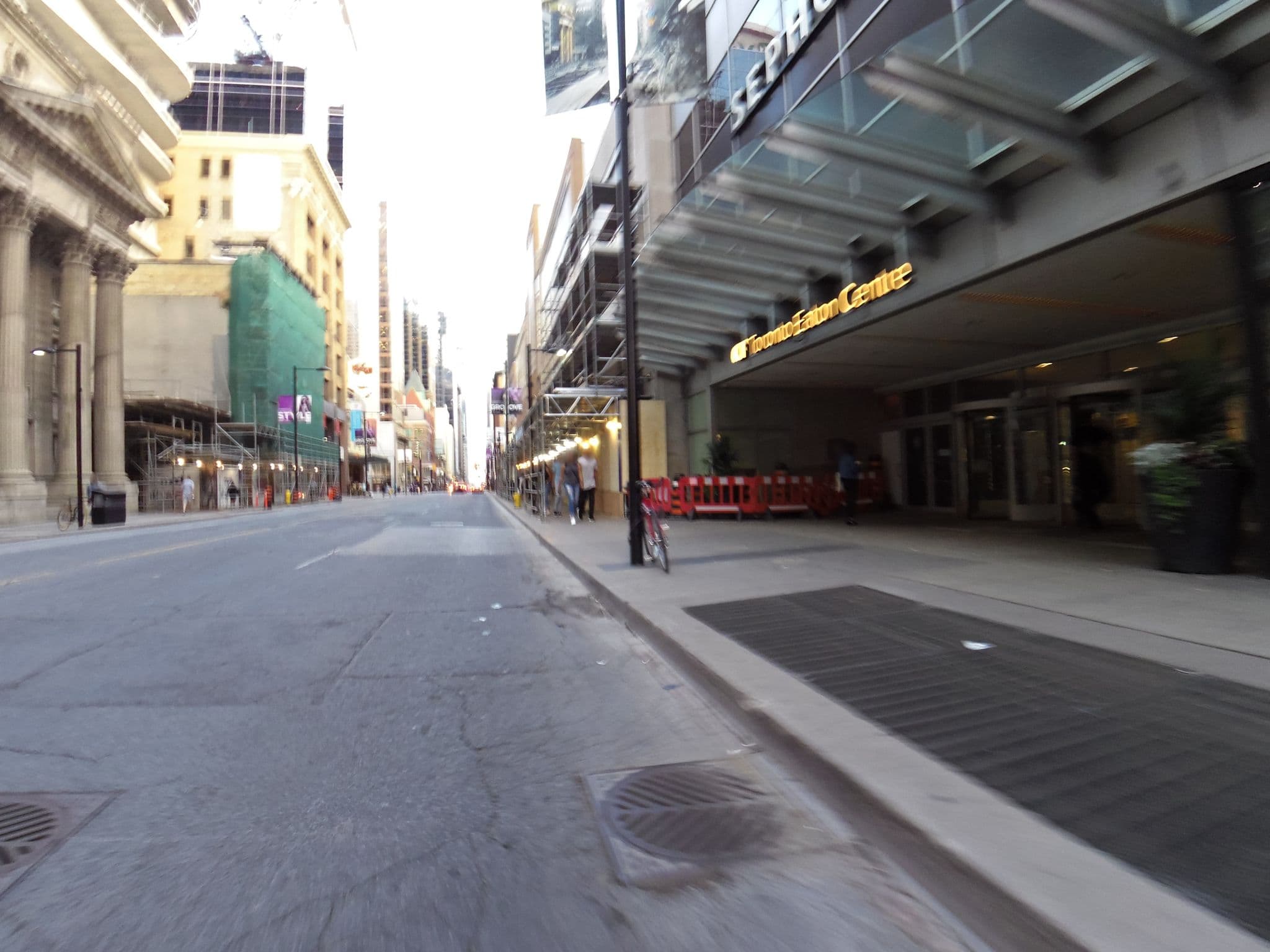 Street view near Bridgestreet Residence, Bay Street Corridor — © kevo (CC BY-SA · Mapillary)