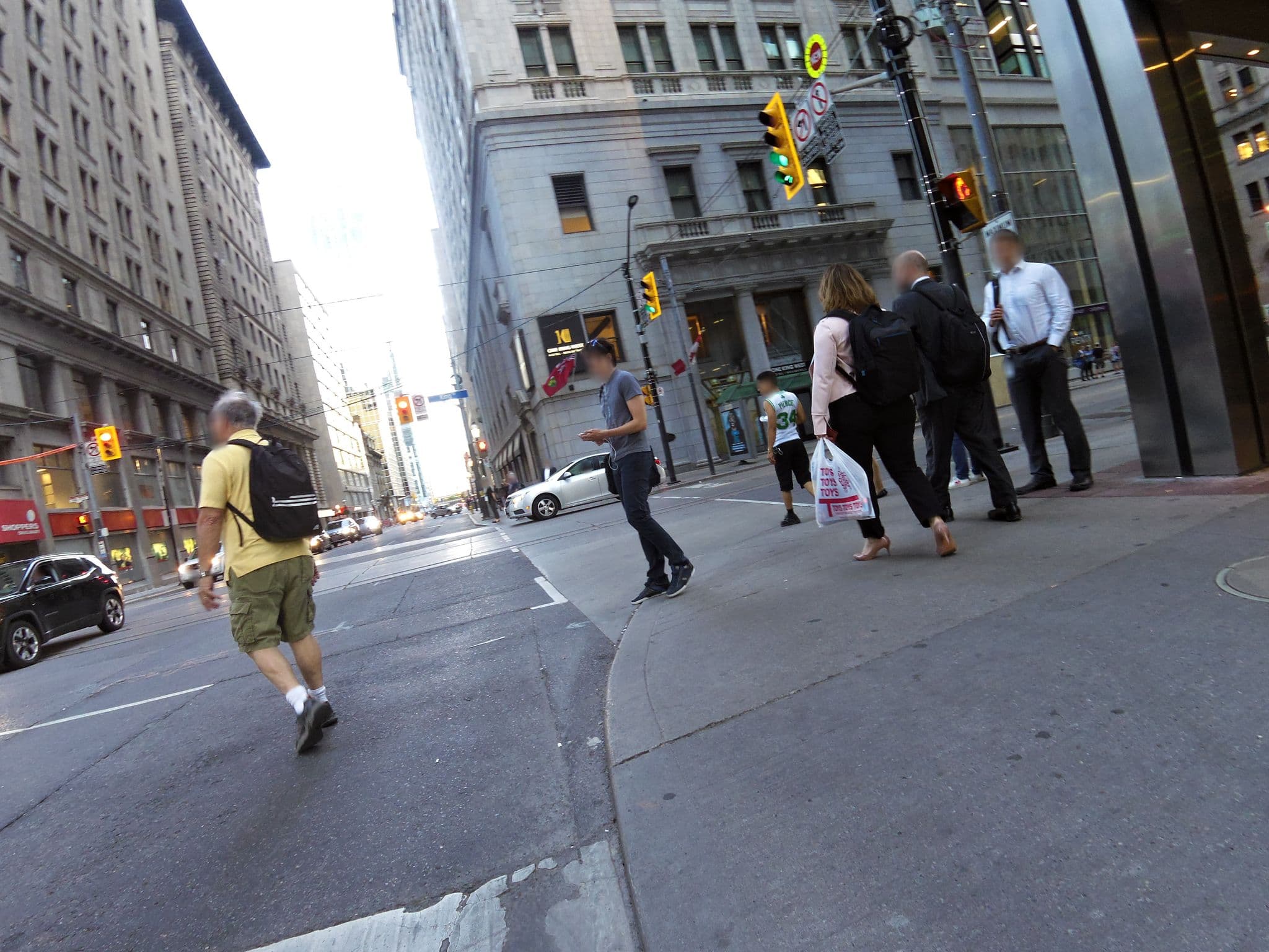 Street view near Cosmopolitan Toronto Centre Hotel & Spa, Moss Park — © kevo (CC BY-SA · Mapillary)