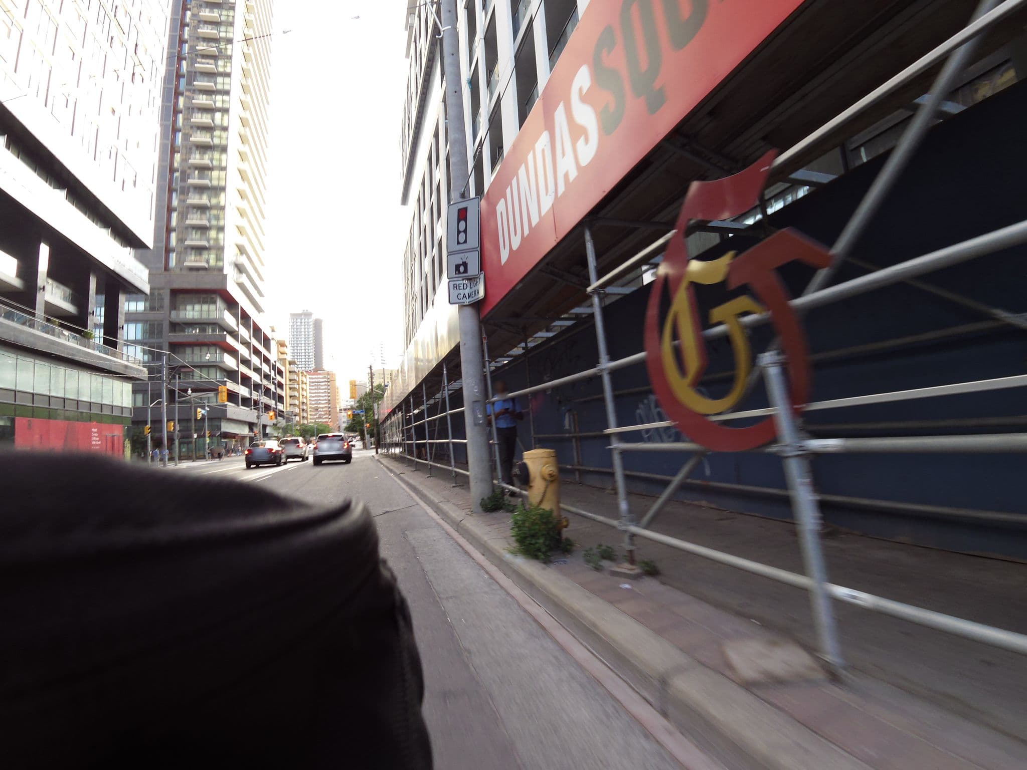 Street view near Hilton Garden Inn, Moss Park — © kevo (CC BY-SA · Mapillary)