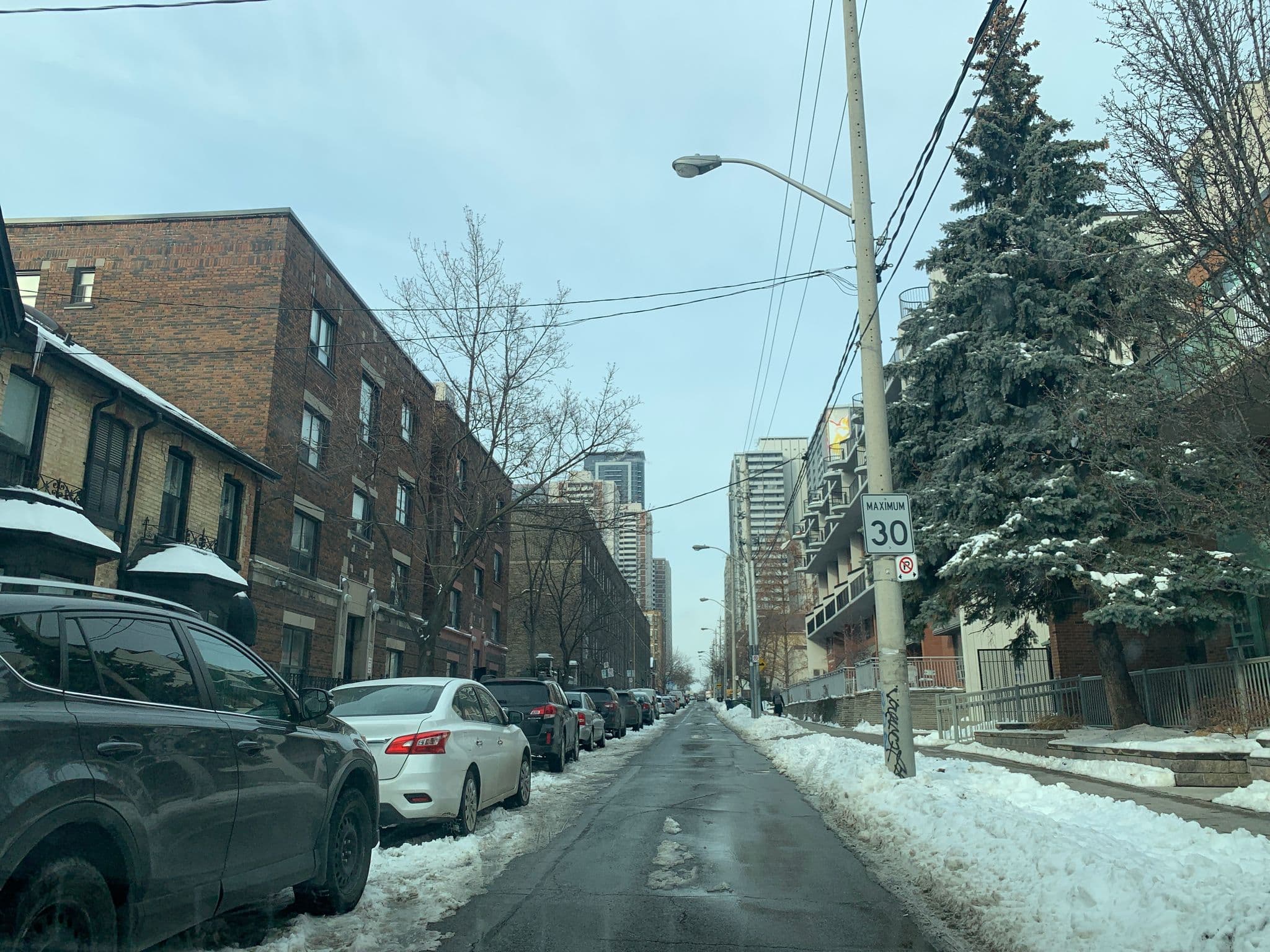 Street view near Toronto Vacation Home, North St.James Town — © mdrive (CC BY-SA · Mapillary)