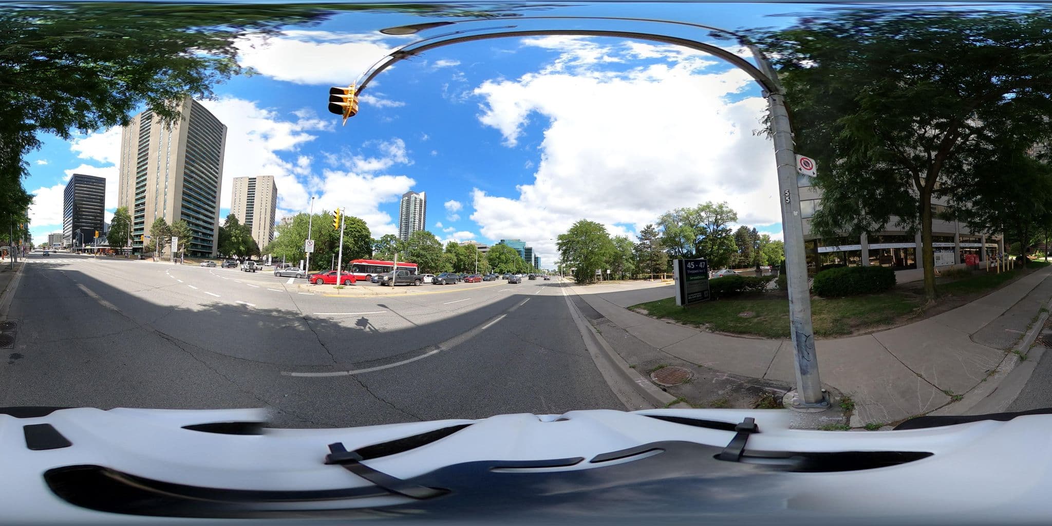 Street view near Kashaneh Inc, Willowdale — © tallcoleman (CC BY-SA · Mapillary)