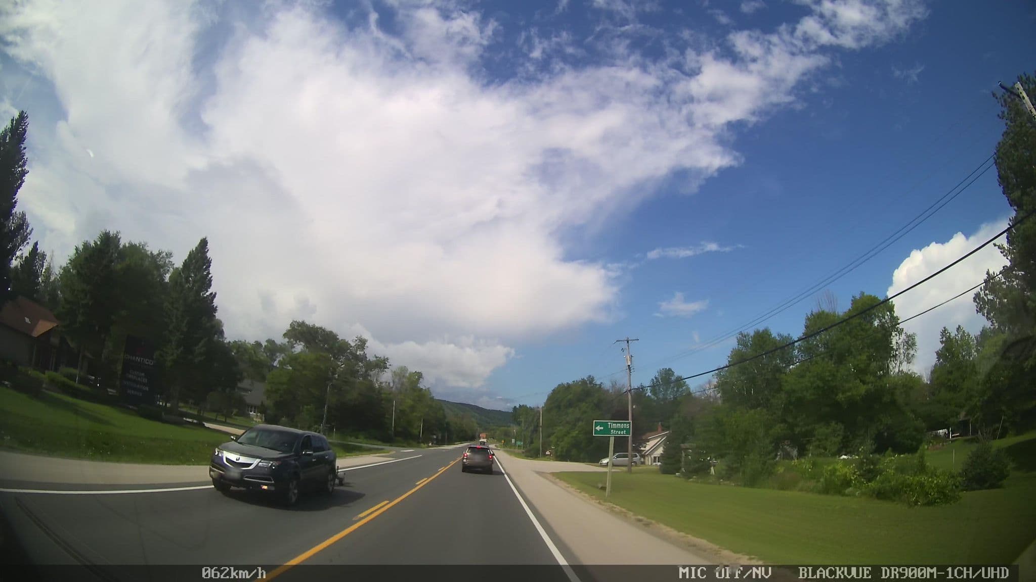 Street view near Moore's Motel, Collingwood — © rps333 (CC BY-SA · Mapillary)